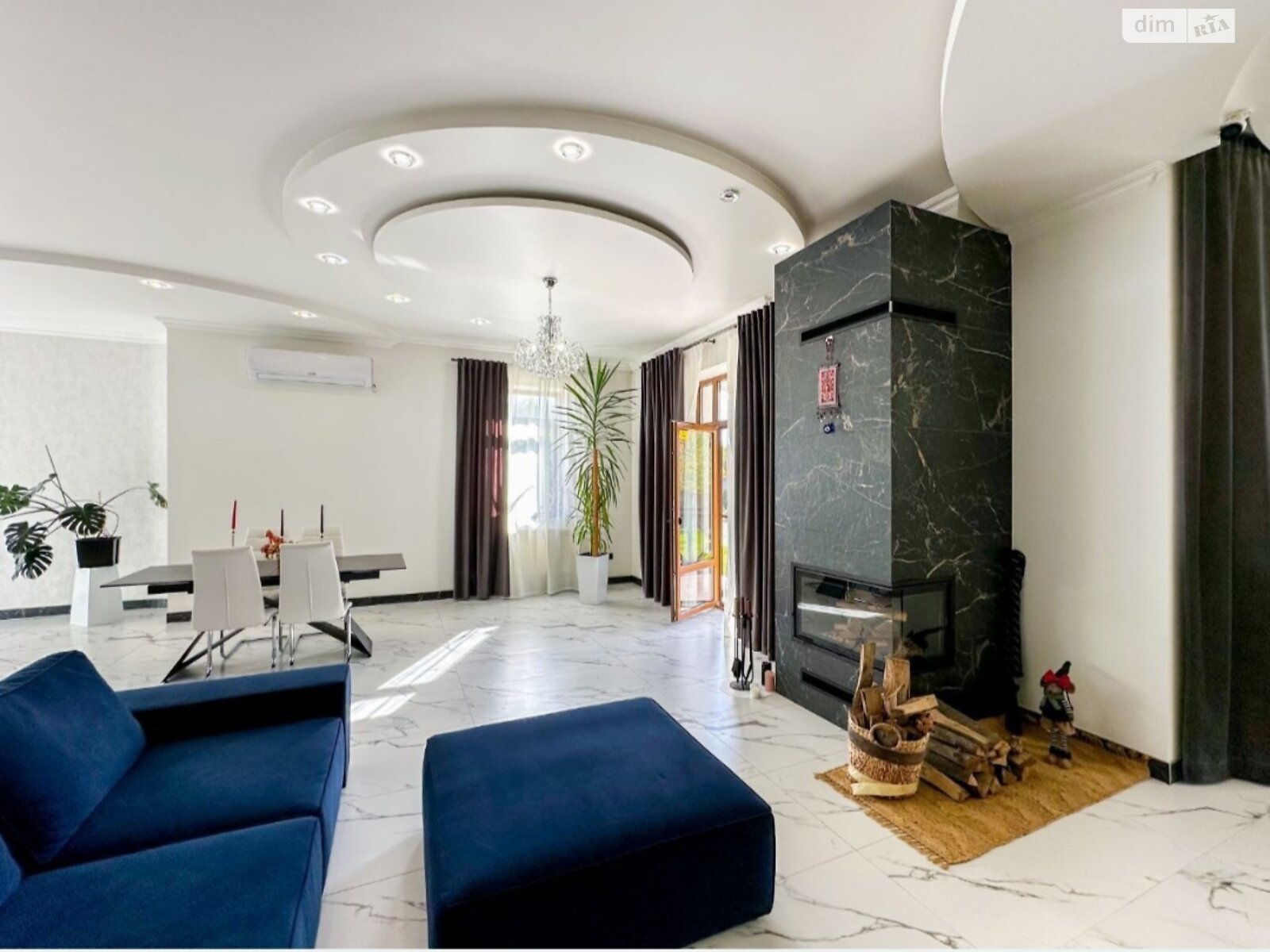 двухэтажный дом с верандой, 357.1 кв. м, кирпич. Продажа в Каменной фото 1