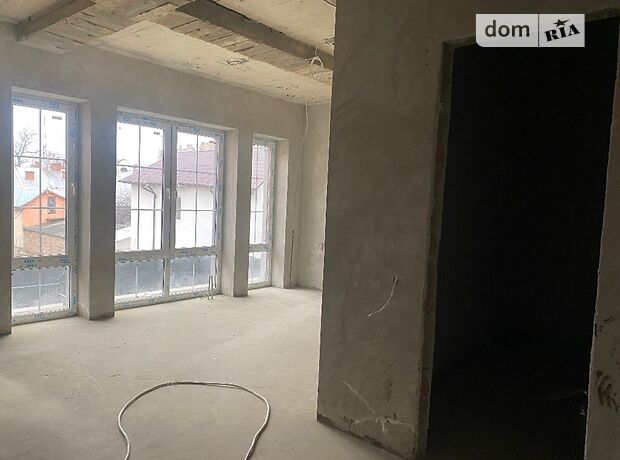двоповерховий будинок з каміном, 400 кв. м, цегла. Продаж в Чернівцях, район Центр фото 1 двоповерховий будинок з каміном, 400 кв. м, цегла. Продаж в Чернівцях, район Центр фото 1