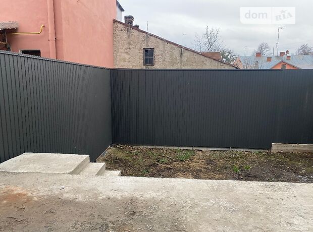 двоповерховий будинок з каміном, 400 кв. м, цегла. Продаж в Чернівцях, район Центр фото 1 двоповерховий будинок з каміном, 400 кв. м, цегла. Продаж в Чернівцях, район Центр фото 1