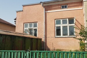 одноэтажный дом с гаражом, 77 кв. м, кирпич. Продажа в Черткове район Чертков фото 2