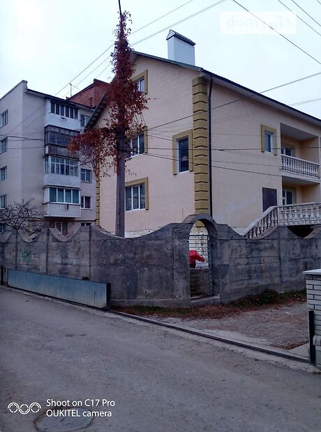двухэтажный таунхаус, 227 кв. м, кирпич. Продажа в Черткове район Центр фото 1 двухэтажный таунхаус, 227 кв. м, кирпич. Продажа в Черткове район Центр фото 1