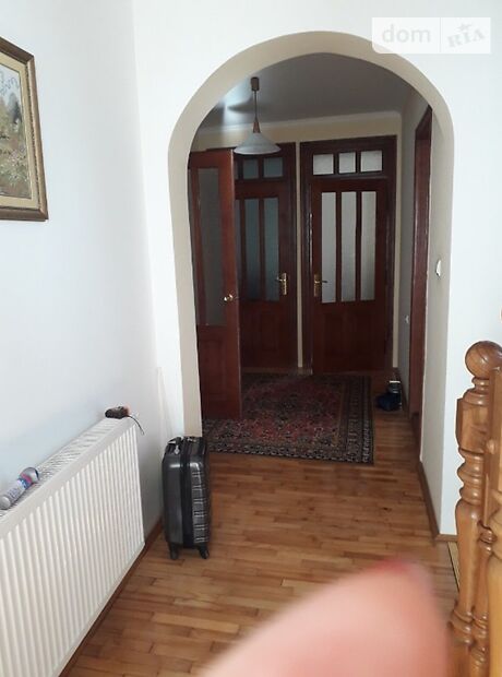 двухэтажный дом с балконом, 338 кв. м, кирпич. Продажа в Черткове фото 1 двухэтажный дом с балконом, 338 кв. м, кирпич. Продажа в Черткове фото 1