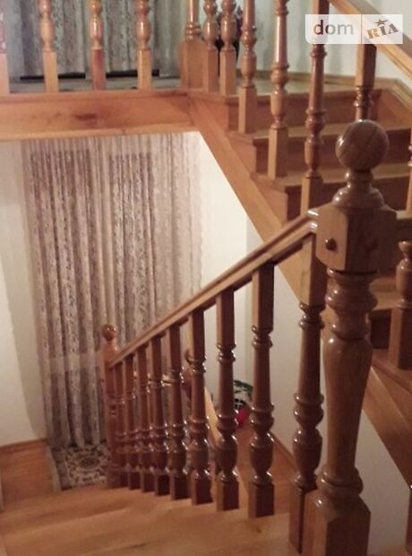 двухэтажный дом с балконом, 338 кв. м, кирпич. Продажа в Черткове фото 1 двухэтажный дом с балконом, 338 кв. м, кирпич. Продажа в Черткове фото 1