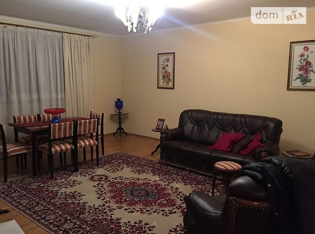 двухэтажный дом с балконом, 338 кв. м, кирпич. Продажа в Черткове фото 1 двухэтажный дом с балконом, 338 кв. м, кирпич. Продажа в Черткове фото 1