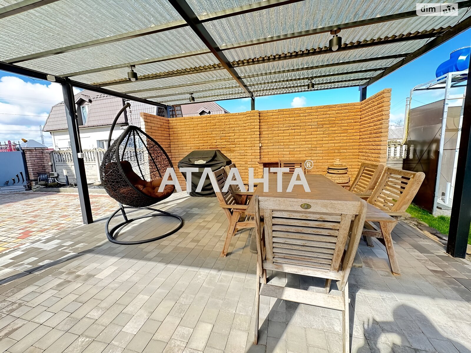 трехэтажный дом беседка, 360 кв. м, кирпич. Продажа в Червонограде фото 2 трехэтажный дом беседка, 360 кв. м, кирпич. Продажа в Червонограде фото 2
