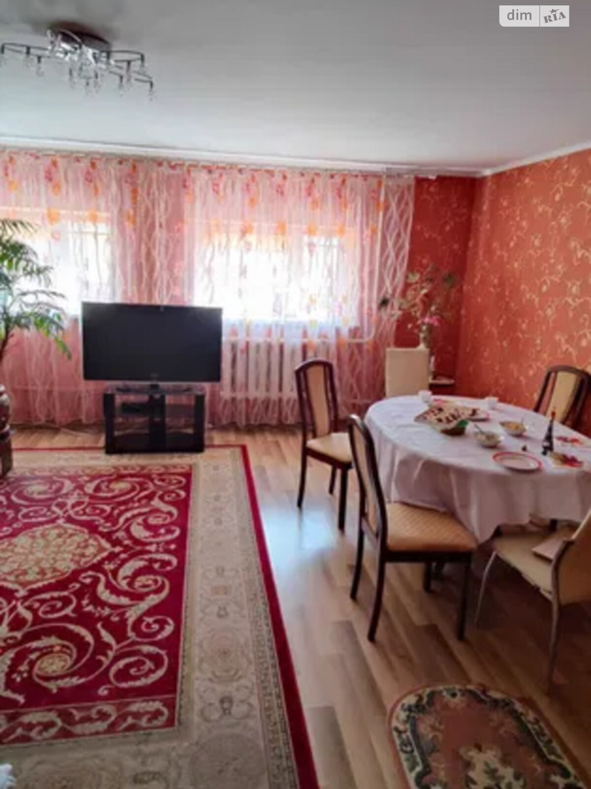 трехэтажный дом с гаражом, 190 кв. м, кирпич. Продажа в Червонограде фото 1