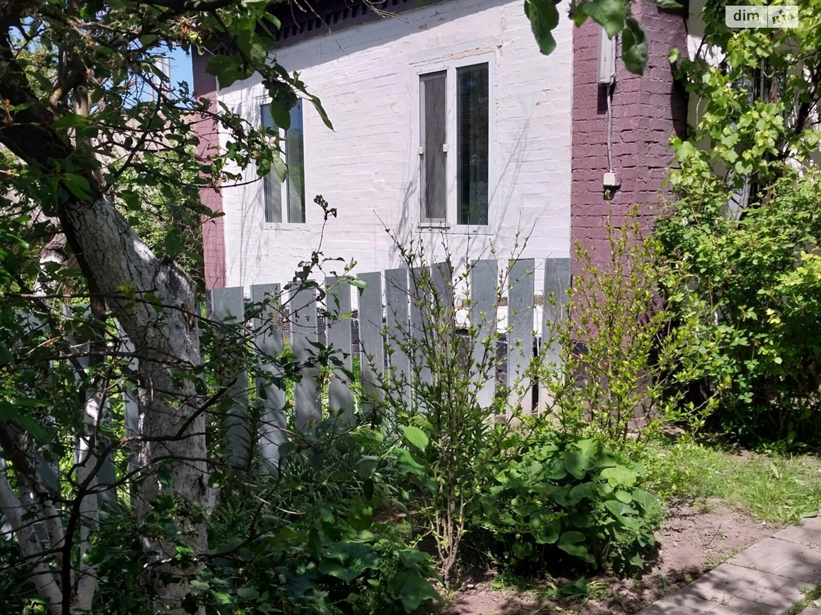 одноэтажный дом с гаражом, 62 кв. м, дерево и кирпич. Продажа в Червоных Партизанах фото 1