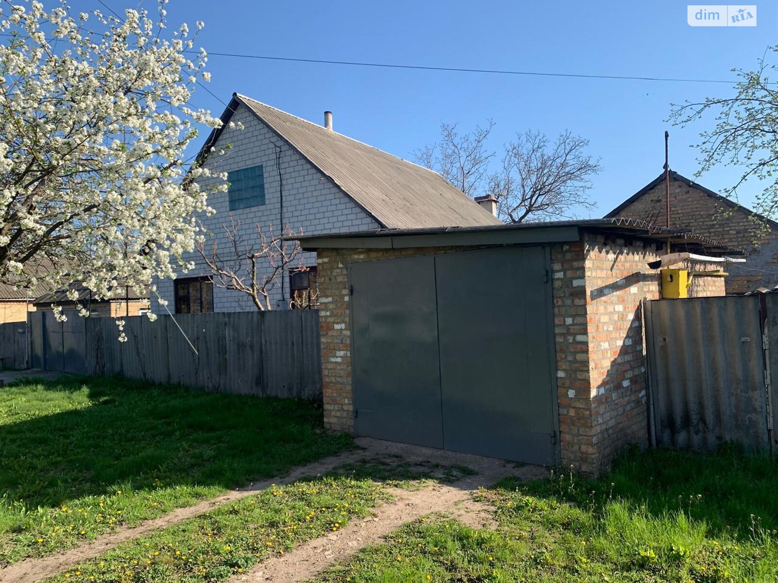 одноповерховий будинок з гаражем, 80 кв. м, цегла. Продаж у Чигирині фото 1 одноповерховий будинок з гаражем, 80 кв. м, цегла. Продаж у Чигирині фото 1