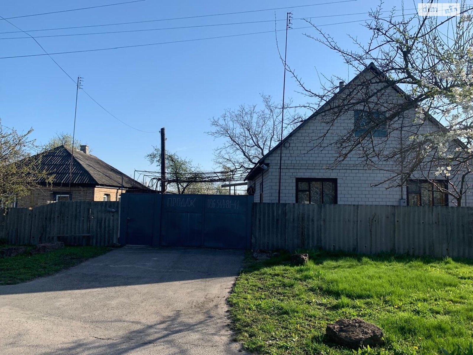 одноповерховий будинок з гаражем, 80 кв. м, цегла. Продаж у Чигирині фото 1 одноповерховий будинок з гаражем, 80 кв. м, цегла. Продаж у Чигирині фото 1