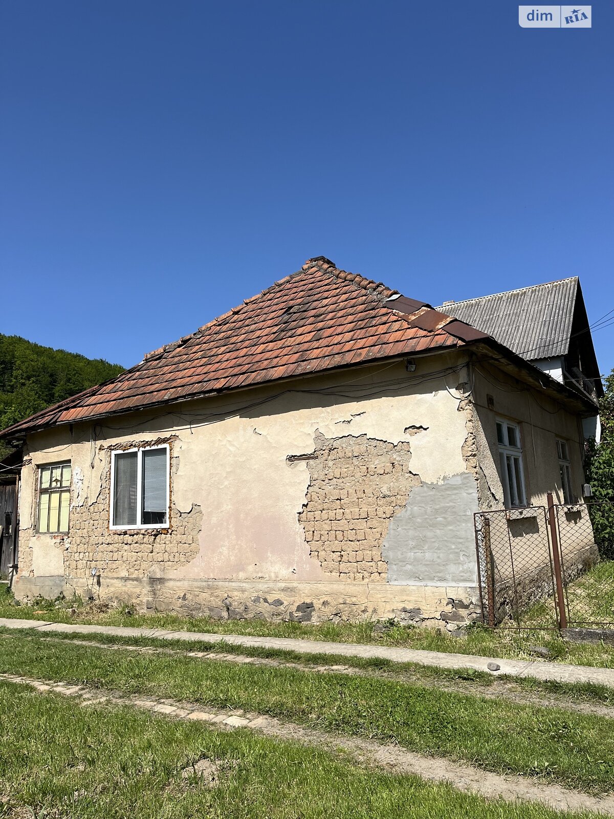 одноэтажный дом с отоплением, 64.8 кв. м, глинобитный. Продажа в Чинадиево фото 1 одноэтажный дом с отоплением, 64.8 кв. м, глинобитный. Продажа в Чинадиево фото 1