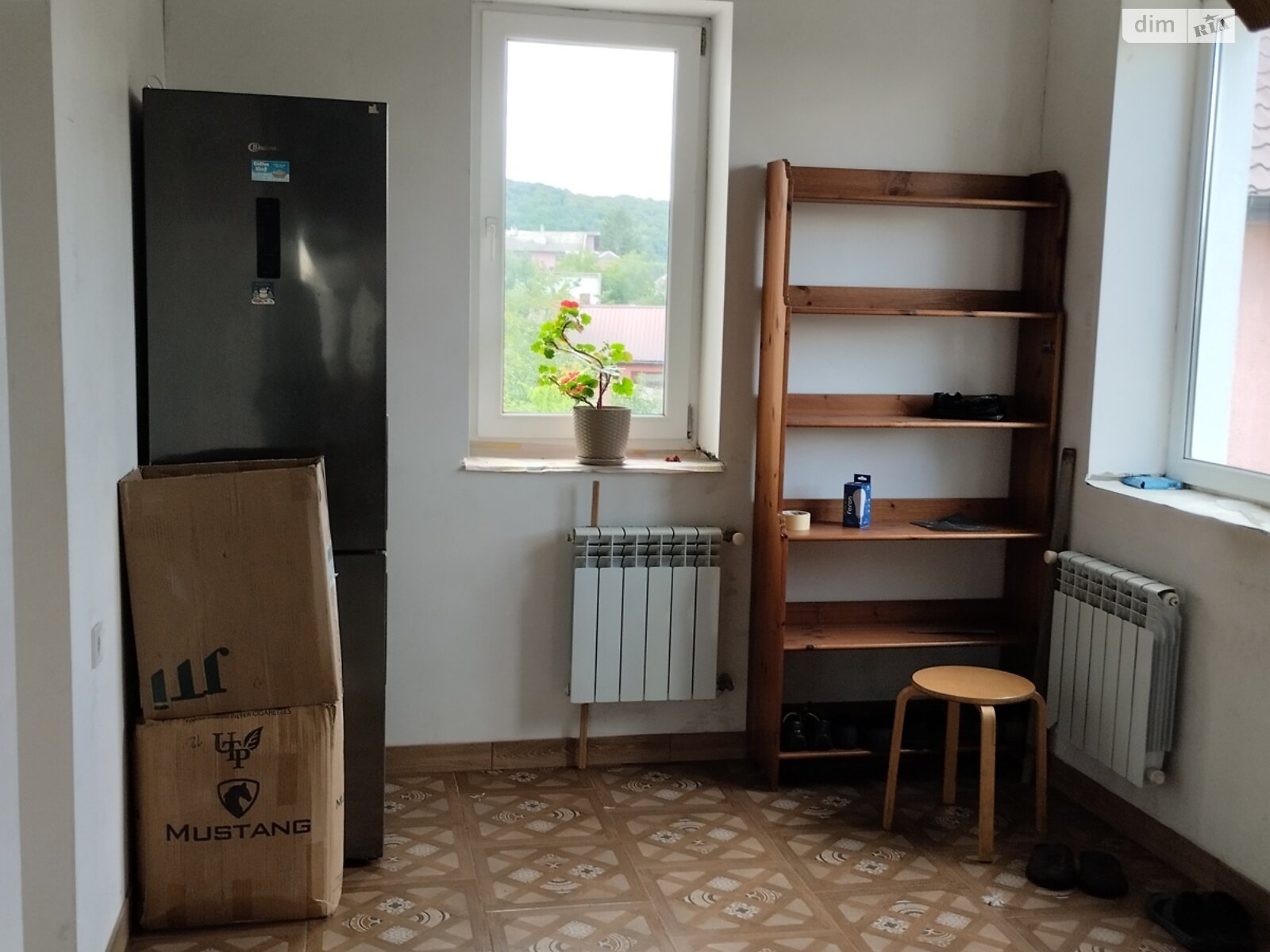 трехэтажный дом беседка, 395.6 кв. м, кирпич. Продажа в Чишках фото 1 трехэтажный дом беседка, 395.6 кв. м, кирпич. Продажа в Чишках фото 1