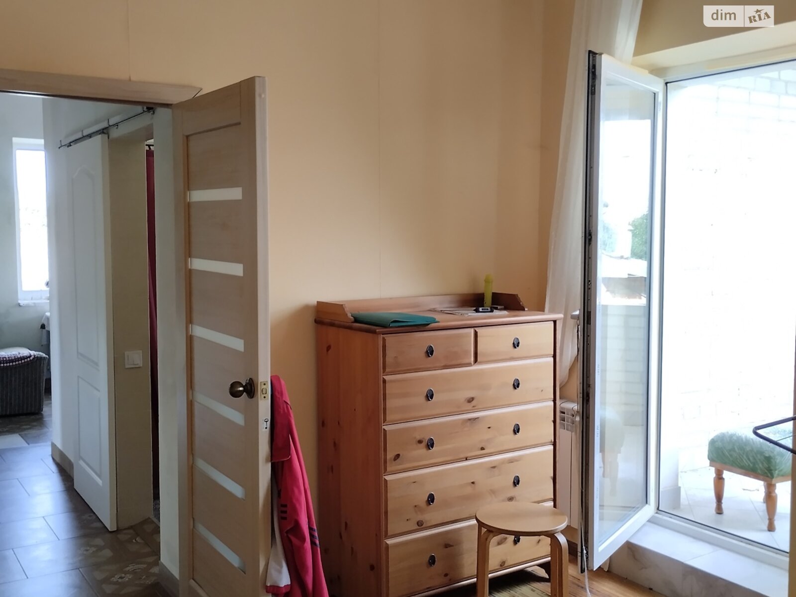 трехэтажный дом беседка, 395.6 кв. м, кирпич. Продажа в Чишках фото 1 трехэтажный дом беседка, 395.6 кв. м, кирпич. Продажа в Чишках фото 1