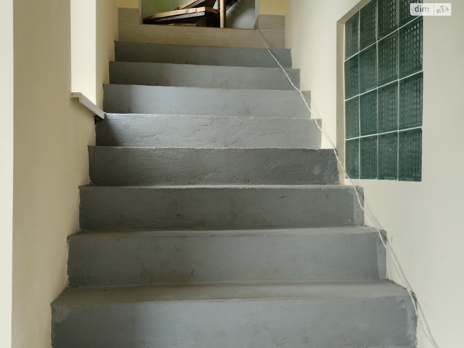 трехэтажный дом беседка, 395.6 кв. м, кирпич. Продажа в Чишках фото 1 трехэтажный дом беседка, 395.6 кв. м, кирпич. Продажа в Чишках фото 1