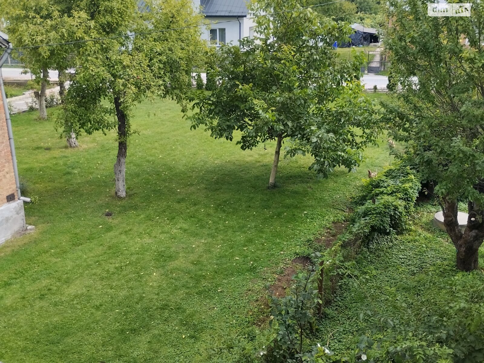 трехэтажный дом беседка, 395.6 кв. м, кирпич. Продажа в Чишках фото 1 трехэтажный дом беседка, 395.6 кв. м, кирпич. Продажа в Чишках фото 1