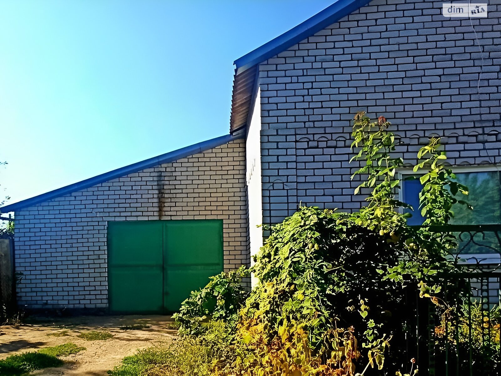 двоповерховий будинок з гаражем, 143 кв. м, цегла. Продаж у Чкалове фото 1 двоповерховий будинок з гаражем, 143 кв. м, цегла. Продаж у Чкалове фото 1