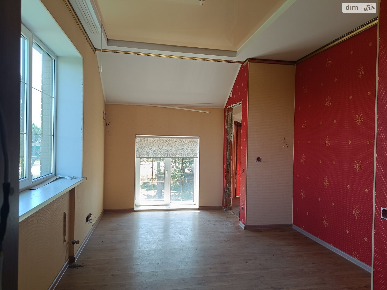 двухэтажный дом с гаражом, 220 кв. м, кирпич. Продажа в Чугуеве район Чугуев фото 1 двухэтажный дом с гаражом, 220 кв. м, кирпич. Продажа в Чугуеве район Чугуев фото 1
