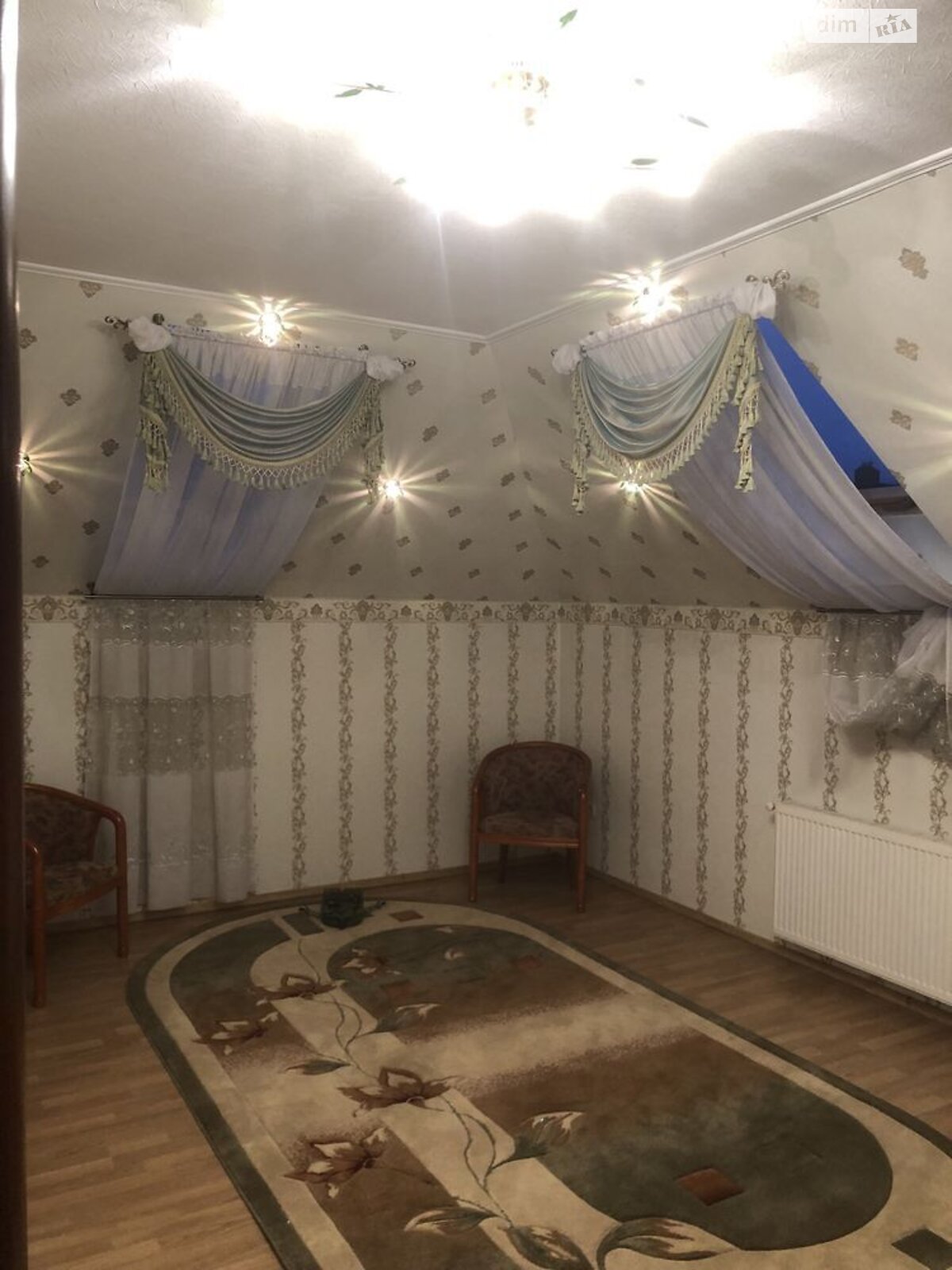 двухэтажный дом с отоплением, 200 кв. м, кирпич. Продажа в Чукаловке фото 1 двухэтажный дом с отоплением, 200 кв. м, кирпич. Продажа в Чукаловке фото 1