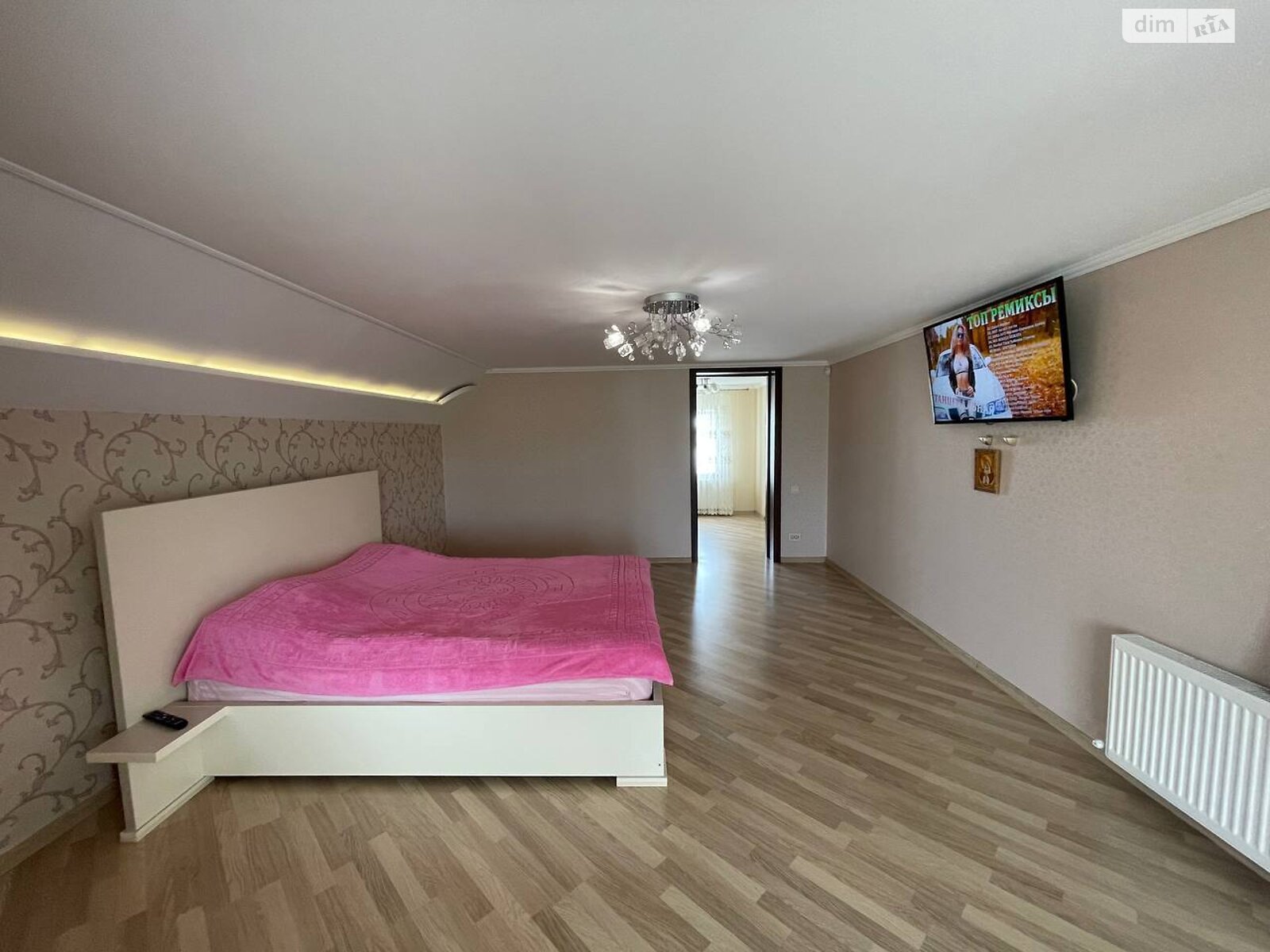 трехэтажный дом с отоплением, 201.5 кв. м, ракушечник (ракушняк). Продажа в Дачном фото 1 трехэтажный дом с отоплением, 201.5 кв. м, ракушечник (ракушняк). Продажа в Дачном фото 1