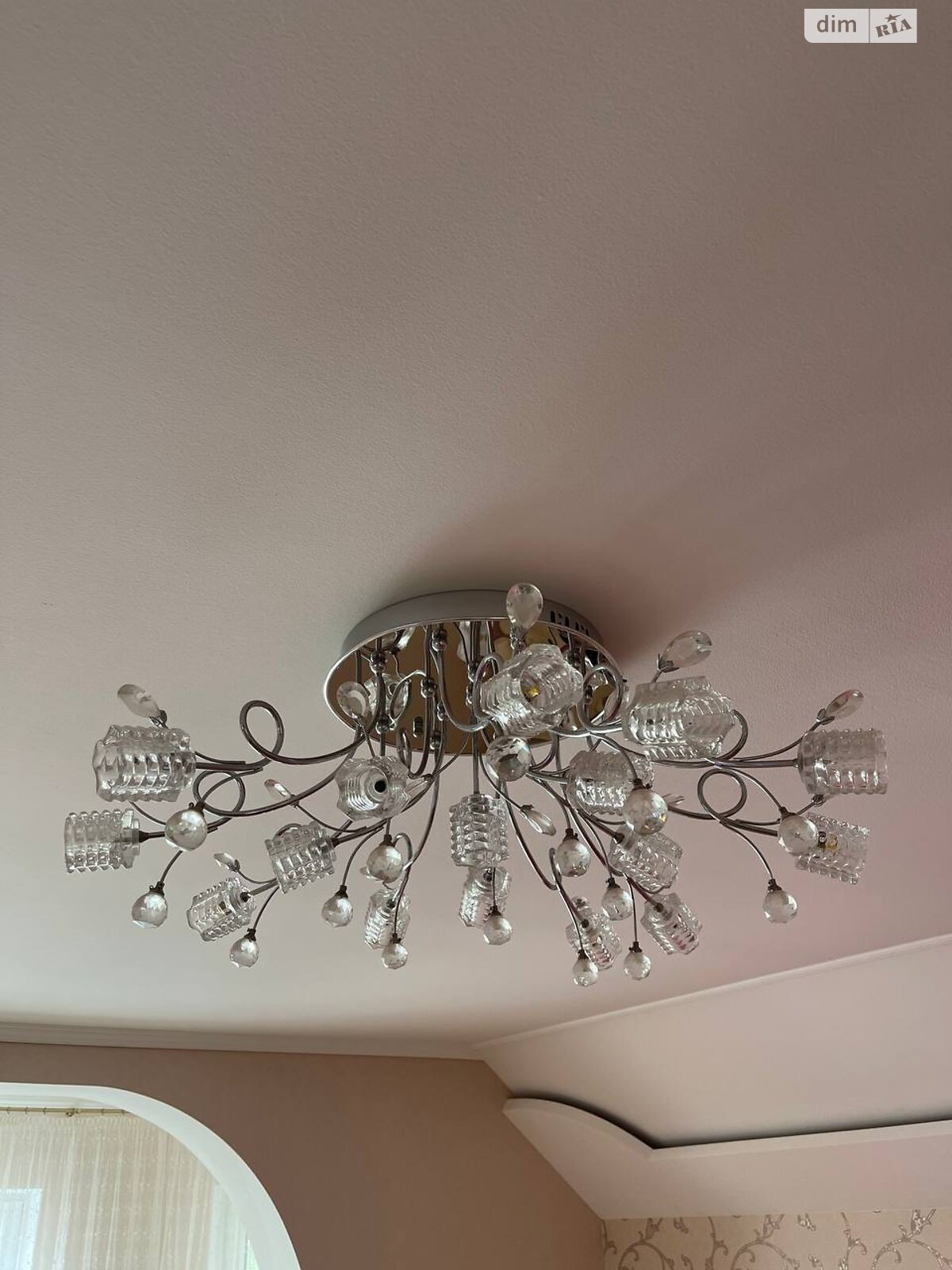 трехэтажный дом с отоплением, 201.5 кв. м, ракушечник (ракушняк). Продажа в Дачном фото 1 трехэтажный дом с отоплением, 201.5 кв. м, ракушечник (ракушняк). Продажа в Дачном фото 1