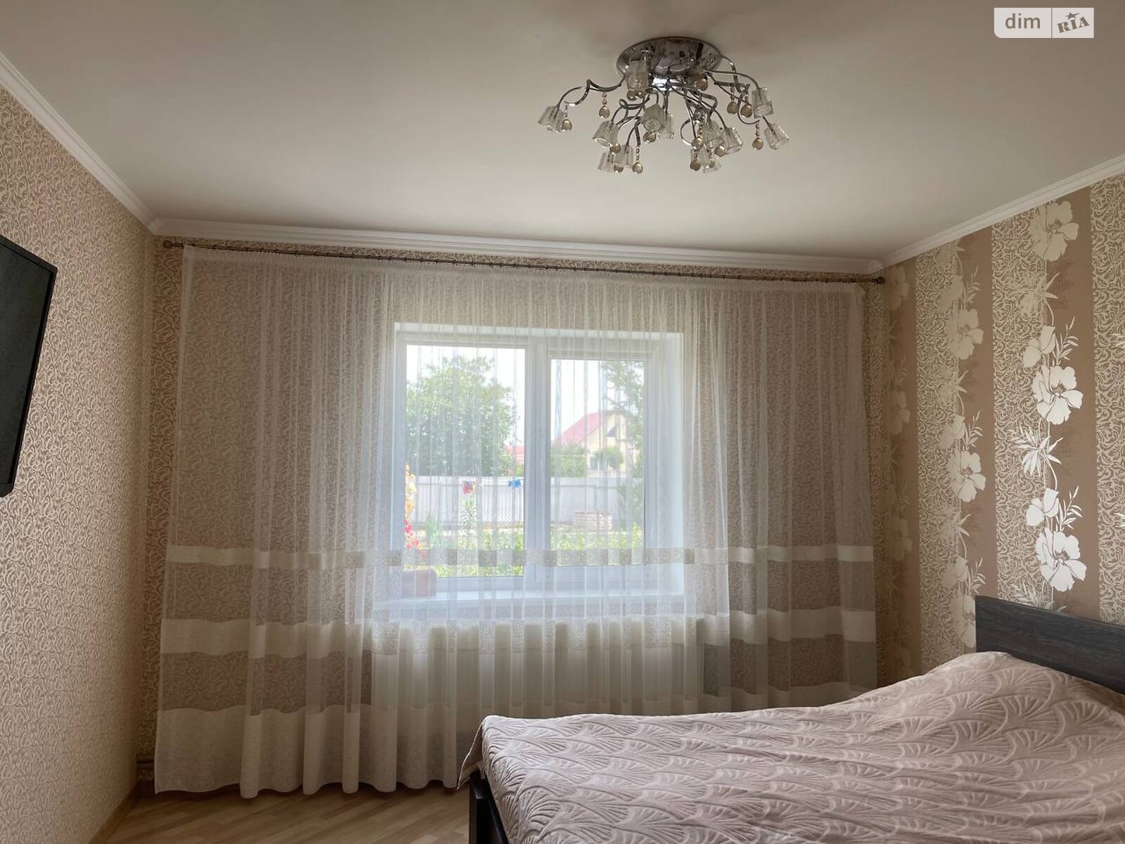 трехэтажный дом с отоплением, 201.5 кв. м, ракушечник (ракушняк). Продажа в Дачном фото 1 трехэтажный дом с отоплением, 201.5 кв. м, ракушечник (ракушняк). Продажа в Дачном фото 1