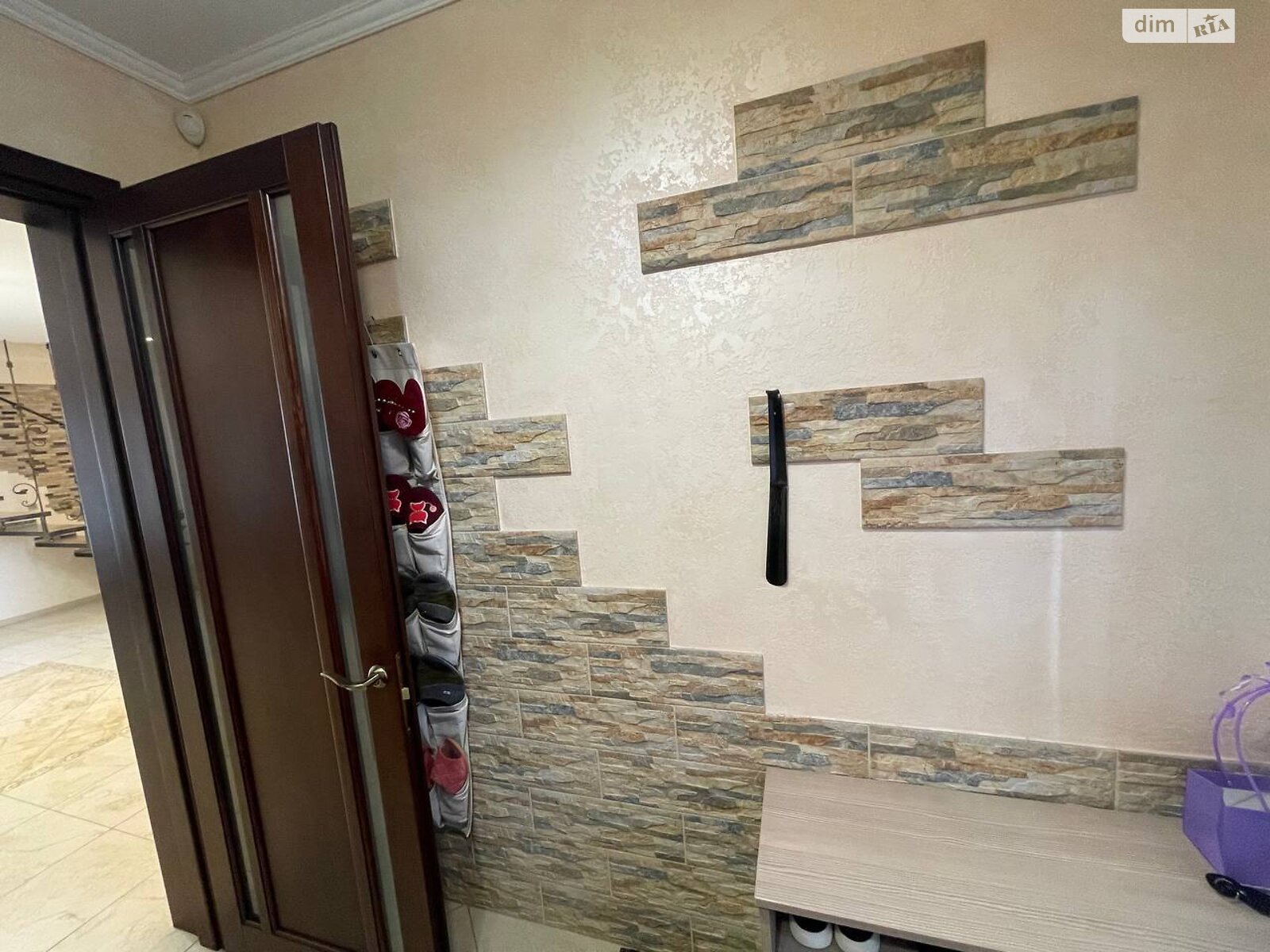 трехэтажный дом с отоплением, 201.5 кв. м, ракушечник (ракушняк). Продажа в Дачном фото 1 трехэтажный дом с отоплением, 201.5 кв. м, ракушечник (ракушняк). Продажа в Дачном фото 1