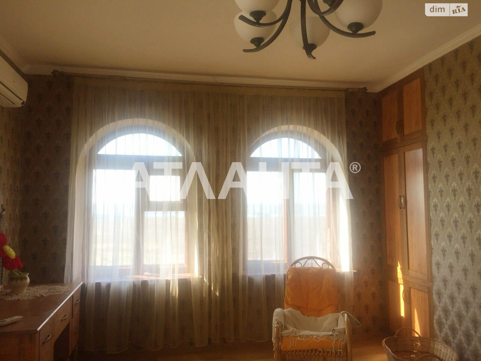 триповерховий будинок бесідка, 270 кв. м, ракушечник (ракушняк). Продаж у Дачному фото 1 триповерховий будинок бесідка, 270 кв. м, ракушечник (ракушняк). Продаж у Дачному фото 1