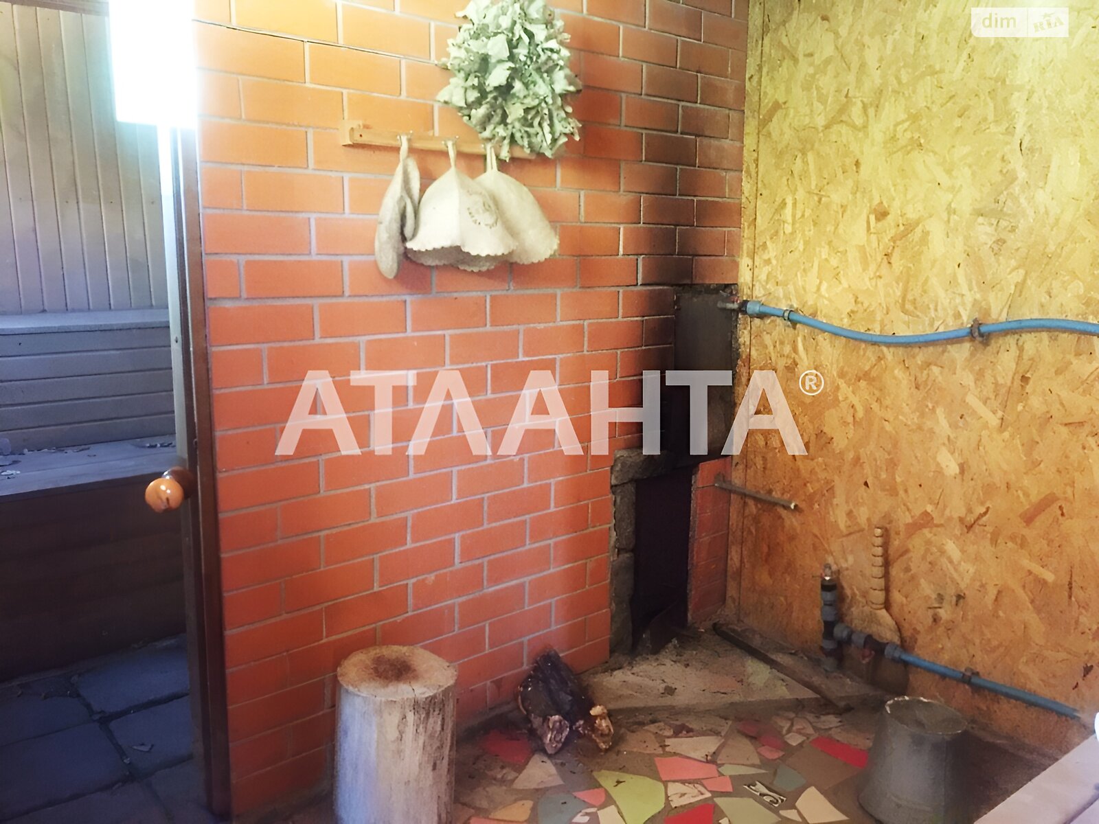 триповерховий будинок бесідка, 270 кв. м, ракушечник (ракушняк). Продаж у Дачному фото 1 триповерховий будинок бесідка, 270 кв. м, ракушечник (ракушняк). Продаж у Дачному фото 1