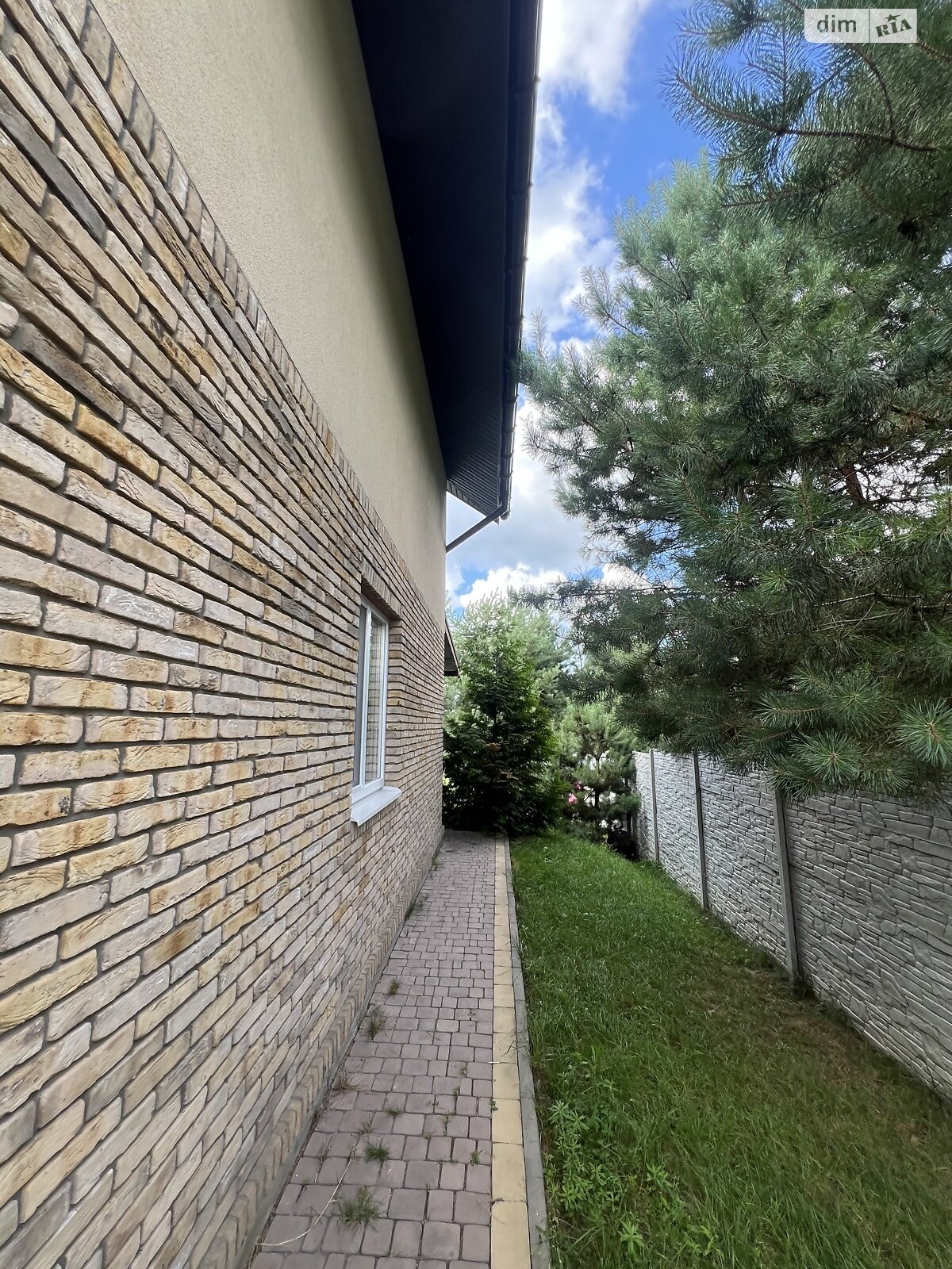 двухэтажный дом, 110 кв. м, кирпич. Продажа в Даниловке фото 1