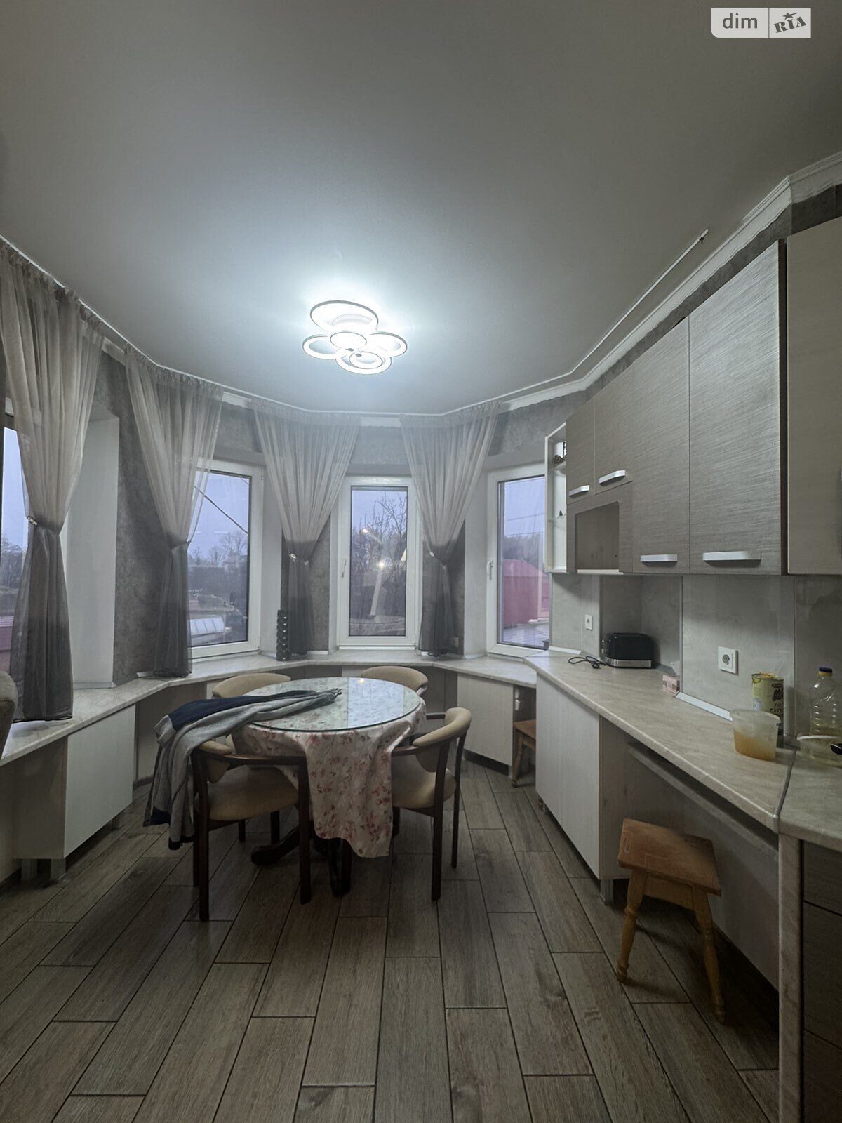 двухэтажный дом с отоплением, 172 кв. м, кирпич. Продажа в Давыдковцах фото 1