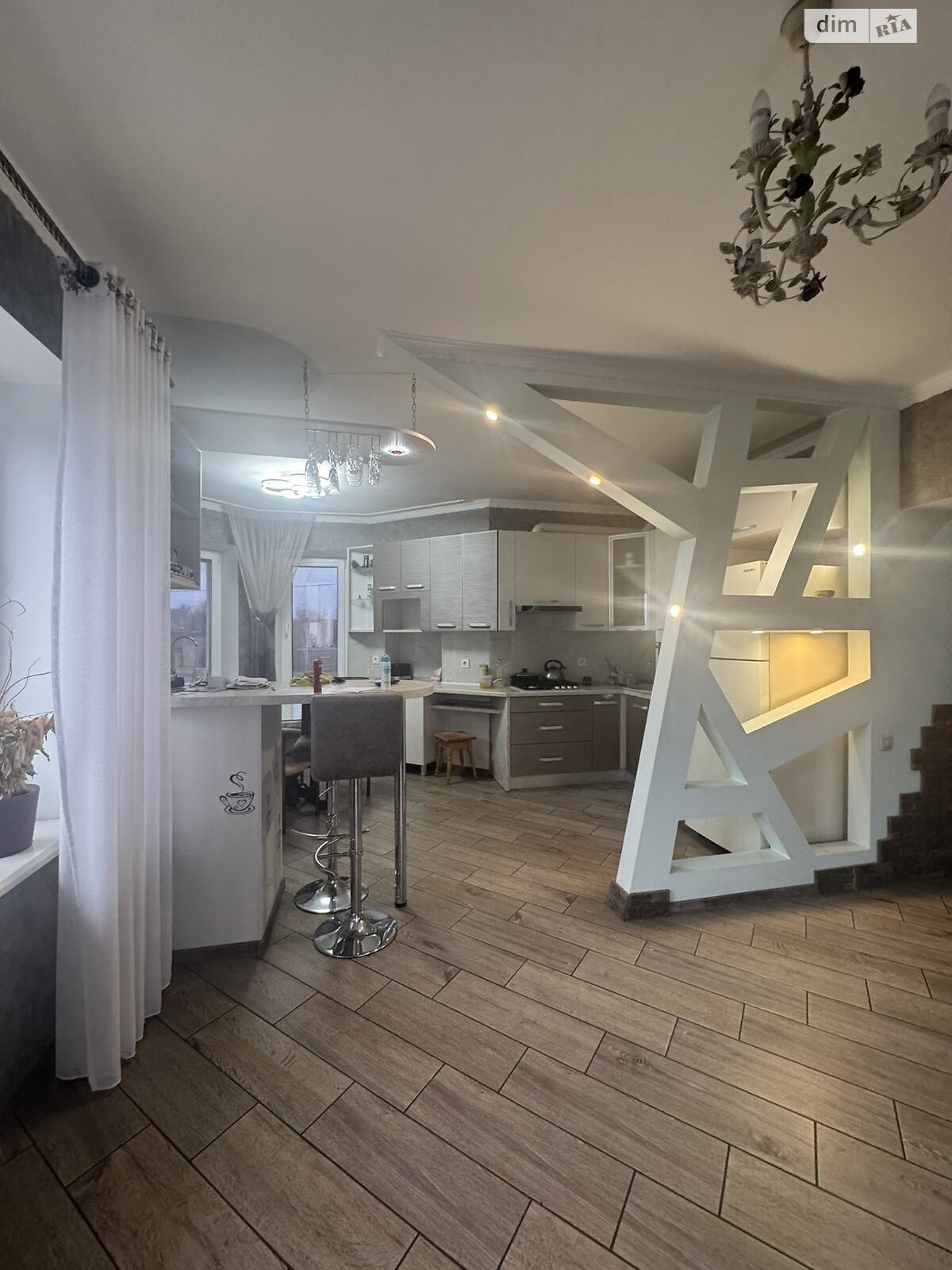 двухэтажный дом с отоплением, 172 кв. м, кирпич. Продажа в Давыдковцах фото 1