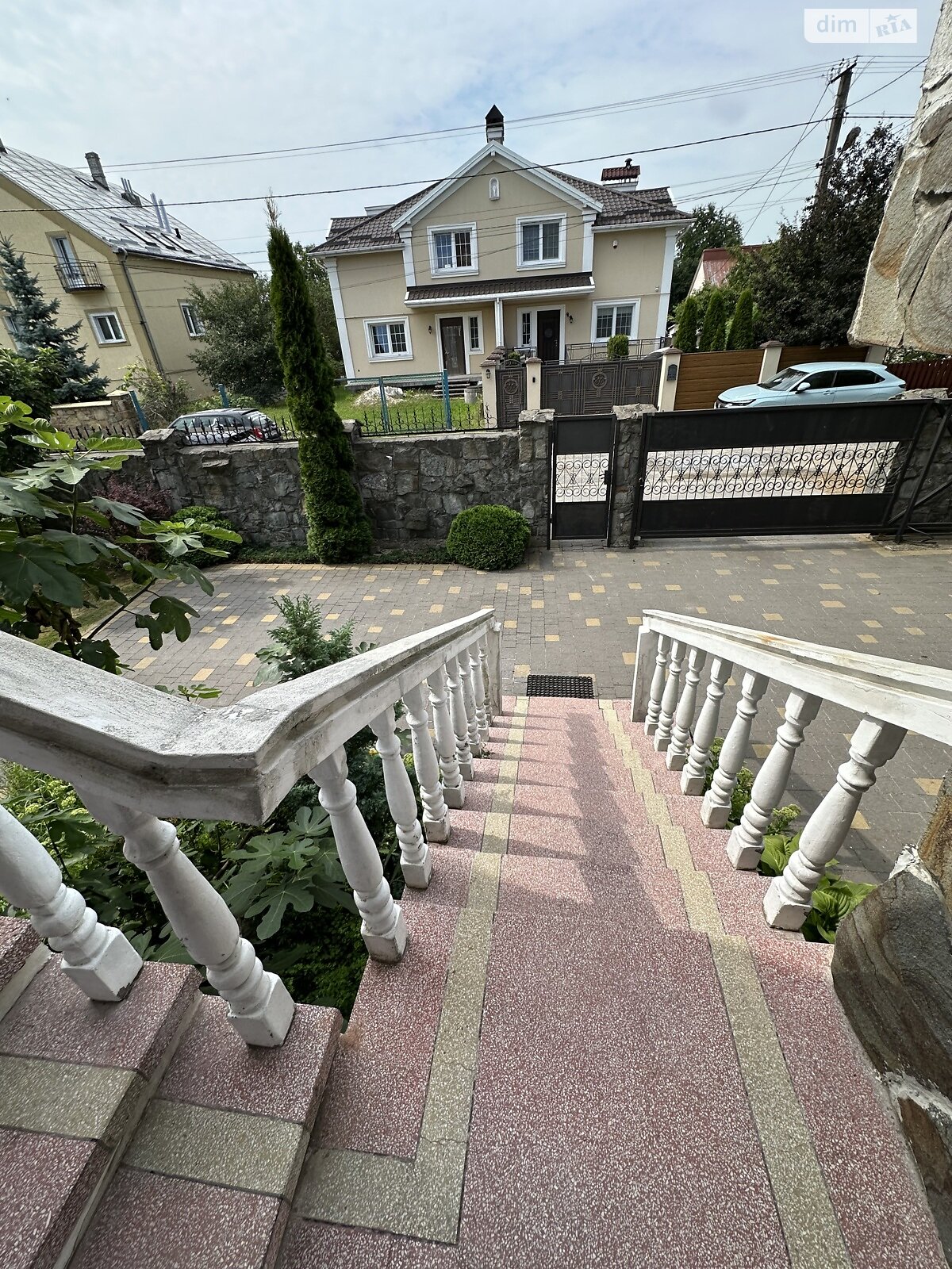 двухэтажный дом с гаражом, 240 кв. м, кирпич. Продажа в Давыдове фото 1 двухэтажный дом с гаражом, 240 кв. м, кирпич. Продажа в Давыдове фото 1