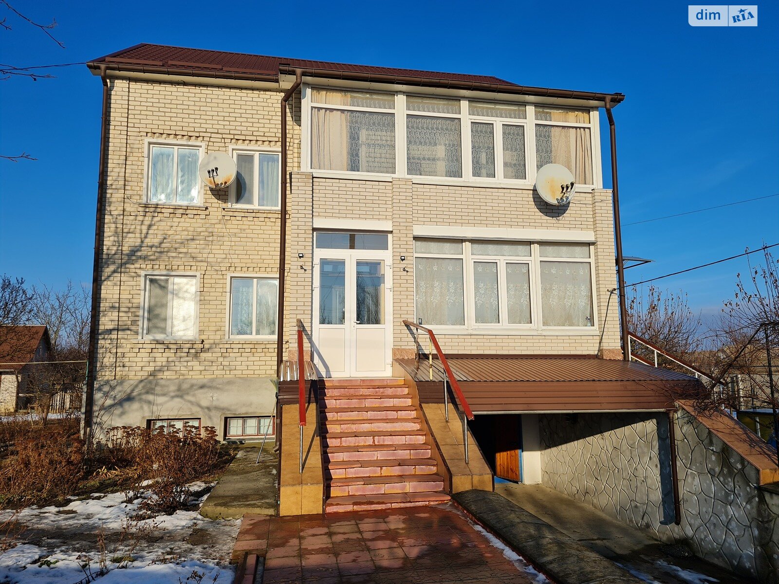 двухэтажный дом с гаражом, 164 кв. м, кирпич. Продажа в Деражне фото 1 двухэтажный дом с гаражом, 164 кв. м, кирпич. Продажа в Деражне фото 1