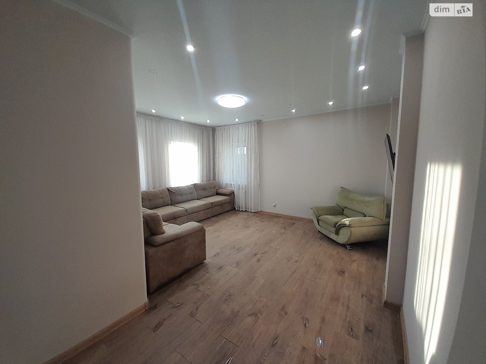 двоповерховий будинок з ремонтом, 156 кв. м, цегла. Продаж в Дергачах, район Дергачі фото 1 двоповерховий будинок з ремонтом, 156 кв. м, цегла. Продаж в Дергачах, район Дергачі фото 1