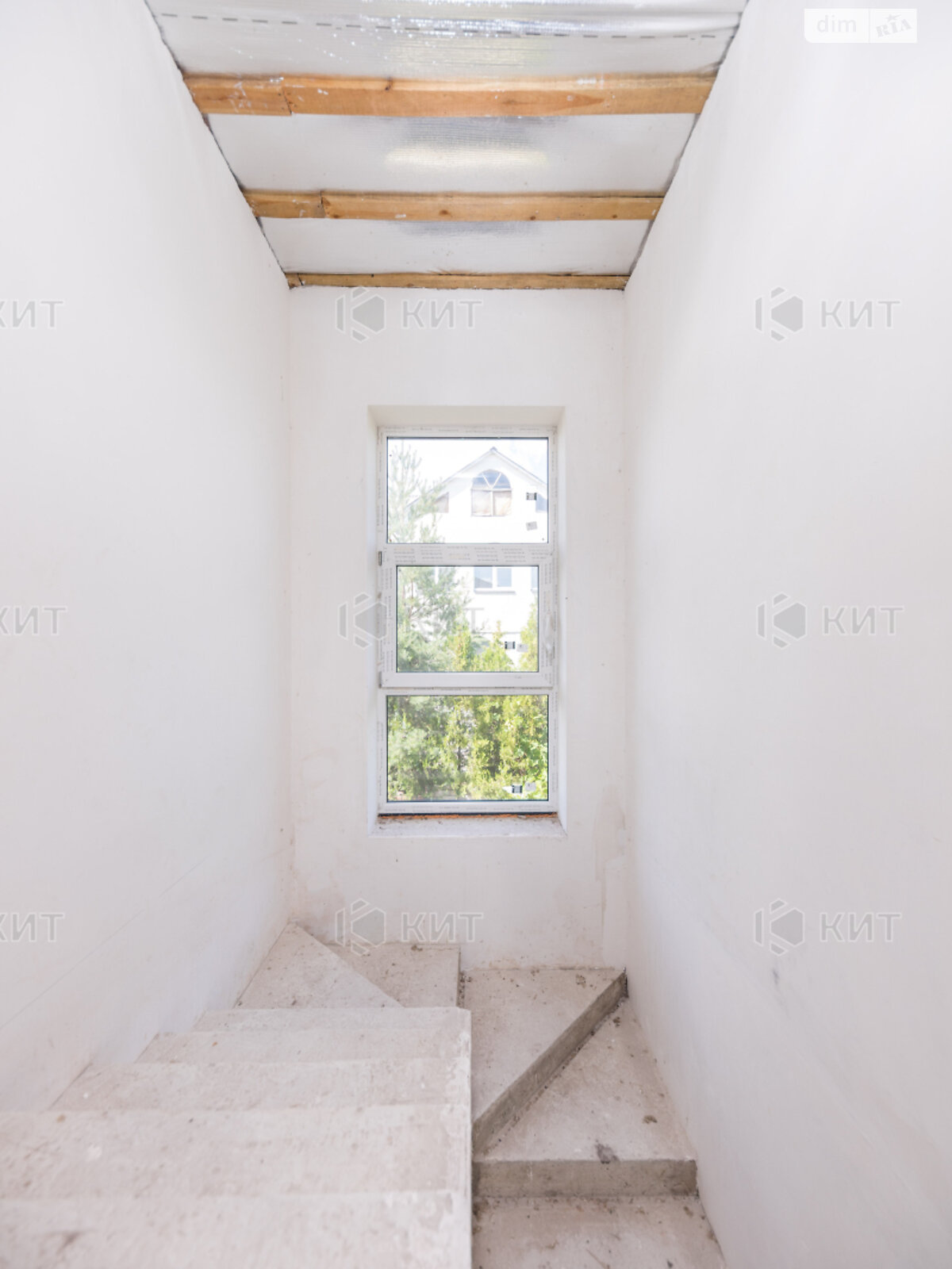 двухэтажный дом, 170 кв. м, кирпич. Продажа в Дергачах фото 1