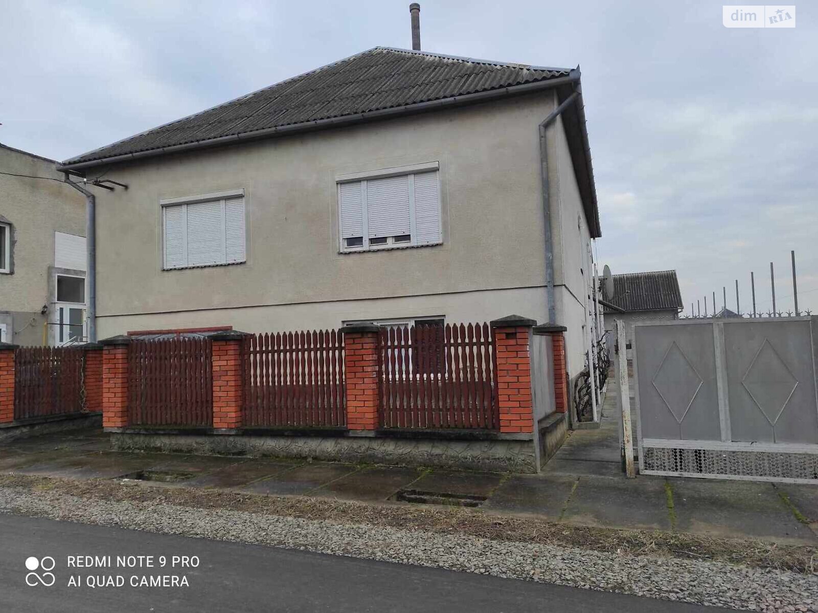 двухэтажный дом с гаражом, 262 кв. м, кирпич. Продажа в Дерцене фото 1 двухэтажный дом с гаражом, 262 кв. м, кирпич. Продажа в Дерцене фото 1