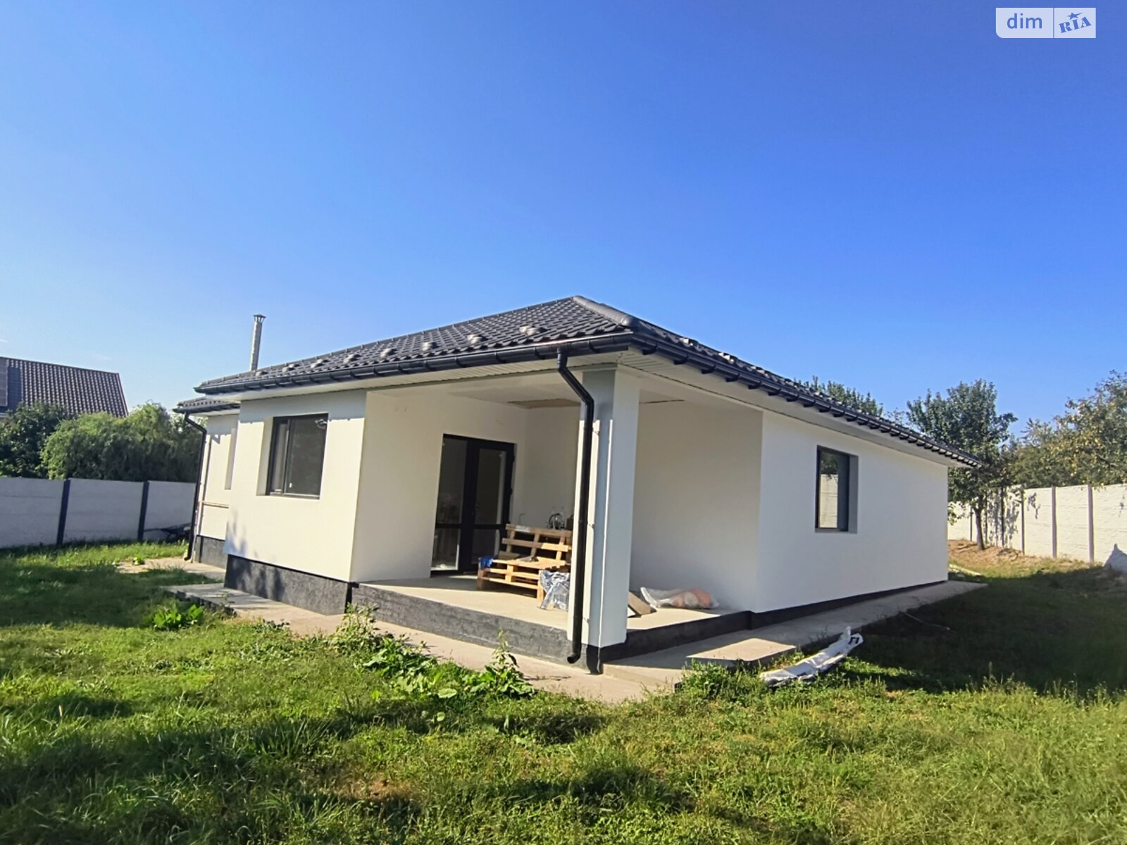 одноэтажный дом с верандой, 110 кв. м, газобетон. Продажа в Диброве фото 1