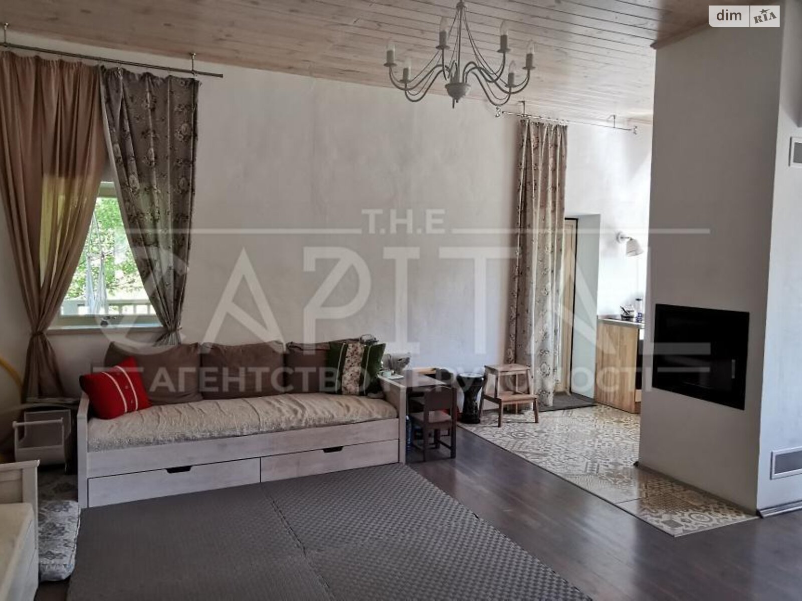 триповерховий будинок з опаленням, 150 кв. м, цегла. Продаж у Дмитренках фото 1 триповерховий будинок з опаленням, 150 кв. м, цегла. Продаж у Дмитренках фото 1