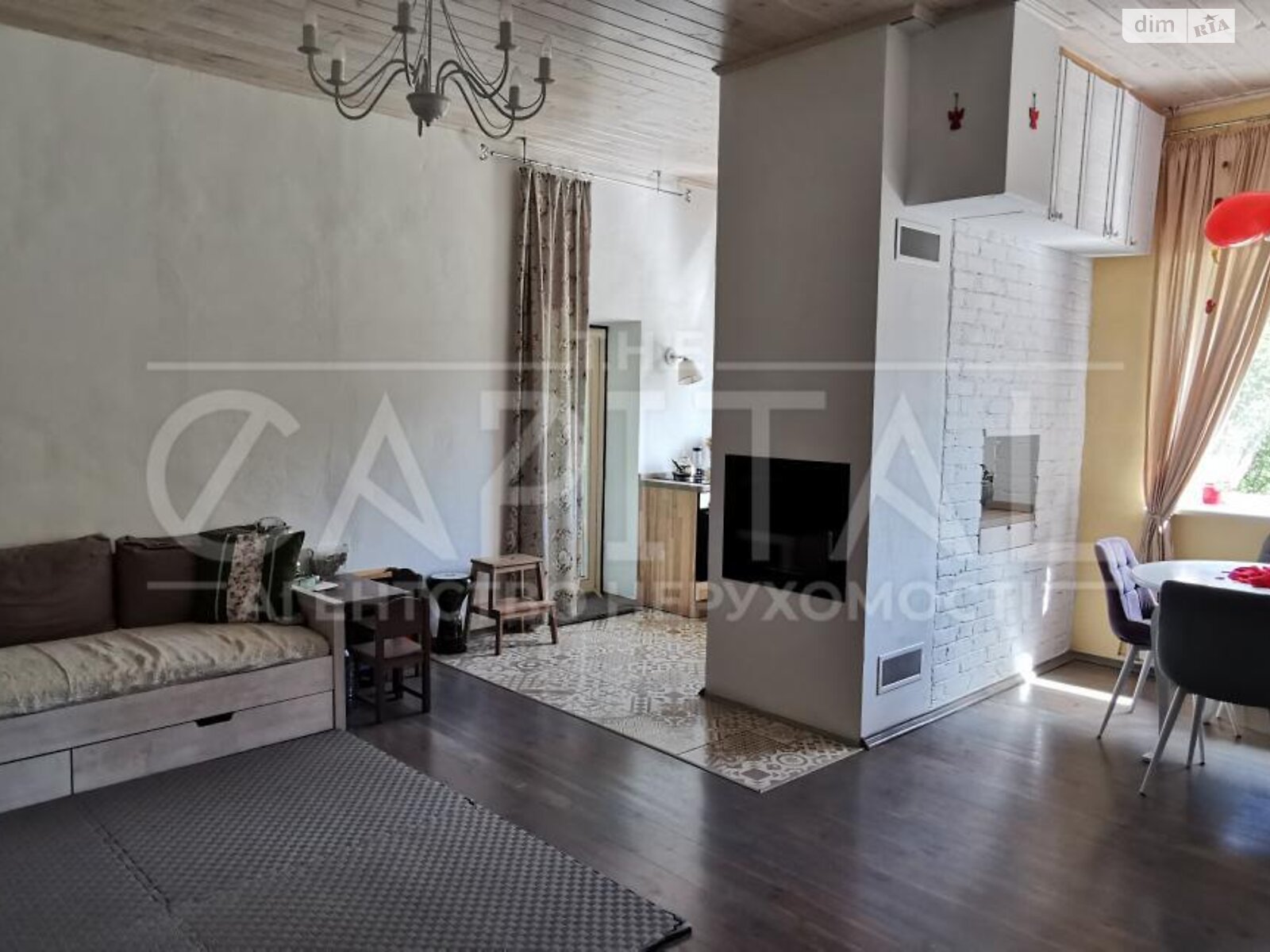 триповерховий будинок з опаленням, 150 кв. м, цегла. Продаж у Дмитренках фото 1 триповерховий будинок з опаленням, 150 кв. м, цегла. Продаж у Дмитренках фото 1