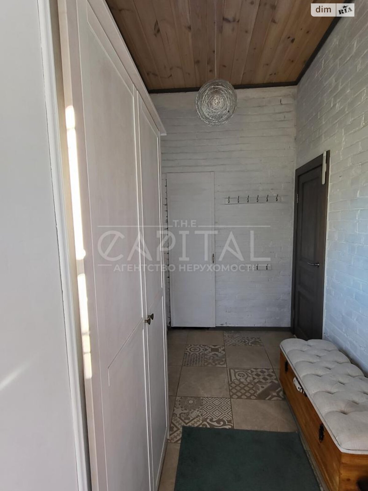 триповерховий будинок з опаленням, 150 кв. м, цегла. Продаж у Дмитренках фото 1 триповерховий будинок з опаленням, 150 кв. м, цегла. Продаж у Дмитренках фото 1