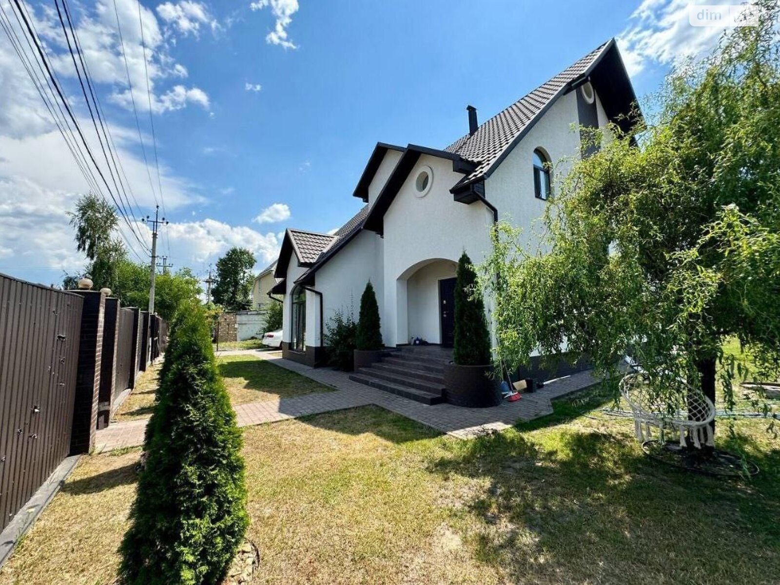 двухэтажный дом с верандой, 188.3 кв. м, кирпич. Продажа в Дмитровке фото 1 двухэтажный дом с верандой, 188.3 кв. м, кирпич. Продажа в Дмитровке фото 1