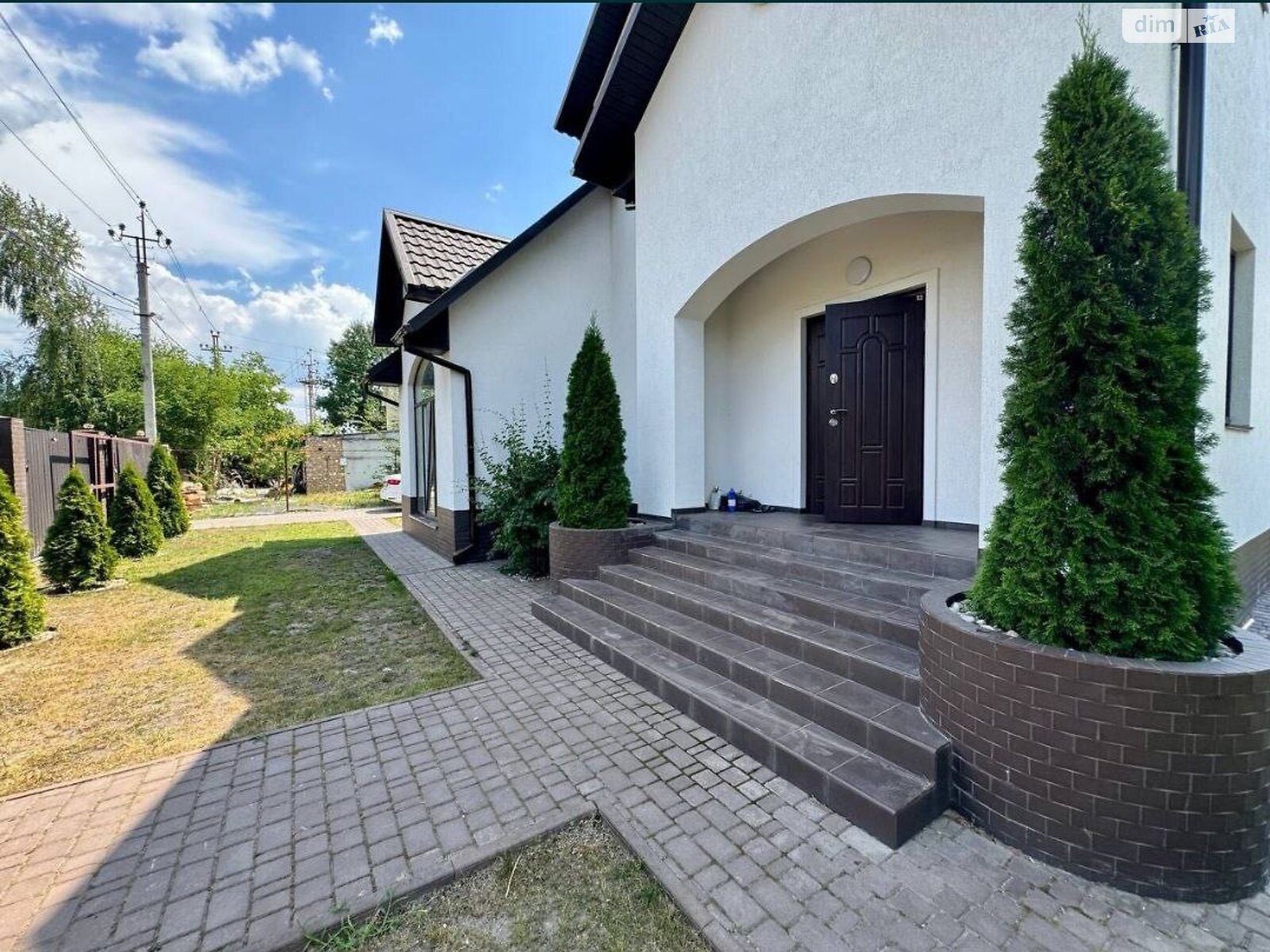 двухэтажный дом с верандой, 188.3 кв. м, кирпич. Продажа в Дмитровке фото 1 двухэтажный дом с верандой, 188.3 кв. м, кирпич. Продажа в Дмитровке фото 1