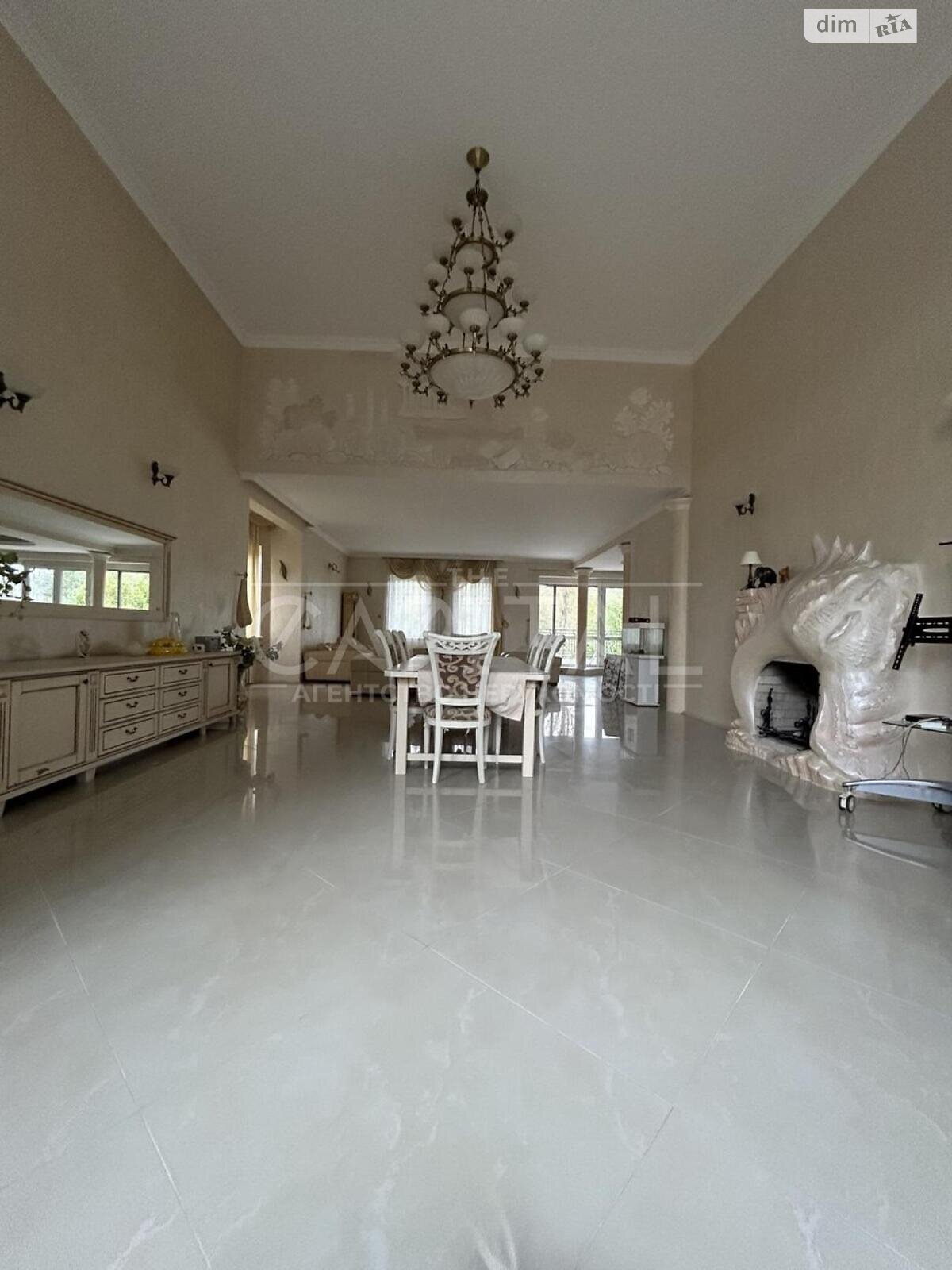 триповерховий будинок з верандою, 611.8 кв. м, цегла. Продаж у Дмитрівці фото 1 триповерховий будинок з верандою, 611.8 кв. м, цегла. Продаж у Дмитрівці фото 1