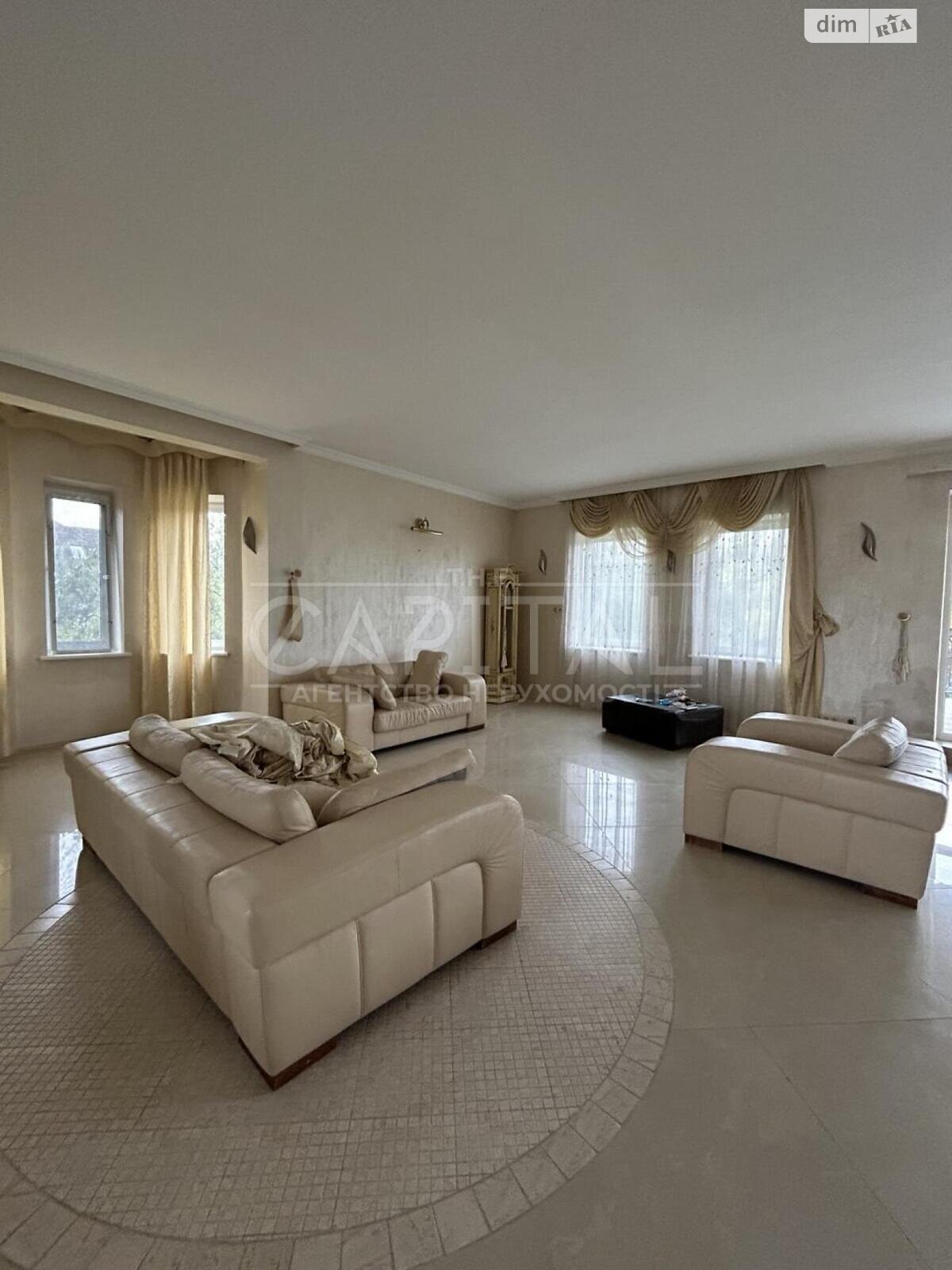 триповерховий будинок з верандою, 611.8 кв. м, цегла. Продаж у Дмитрівці фото 1 триповерховий будинок з верандою, 611.8 кв. м, цегла. Продаж у Дмитрівці фото 1