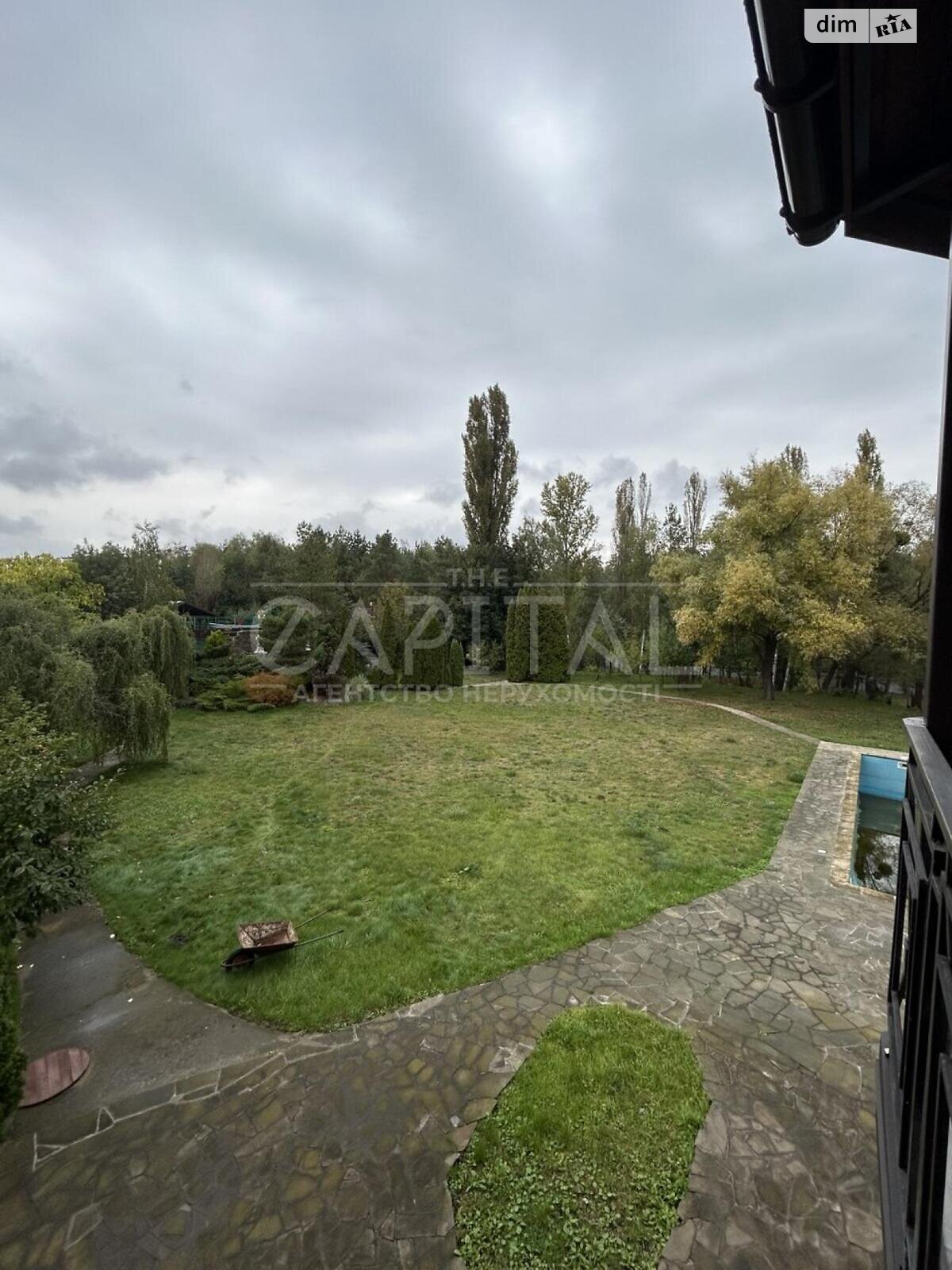 триповерховий будинок з верандою, 611.8 кв. м, цегла. Продаж у Дмитрівці фото 1 триповерховий будинок з верандою, 611.8 кв. м, цегла. Продаж у Дмитрівці фото 1