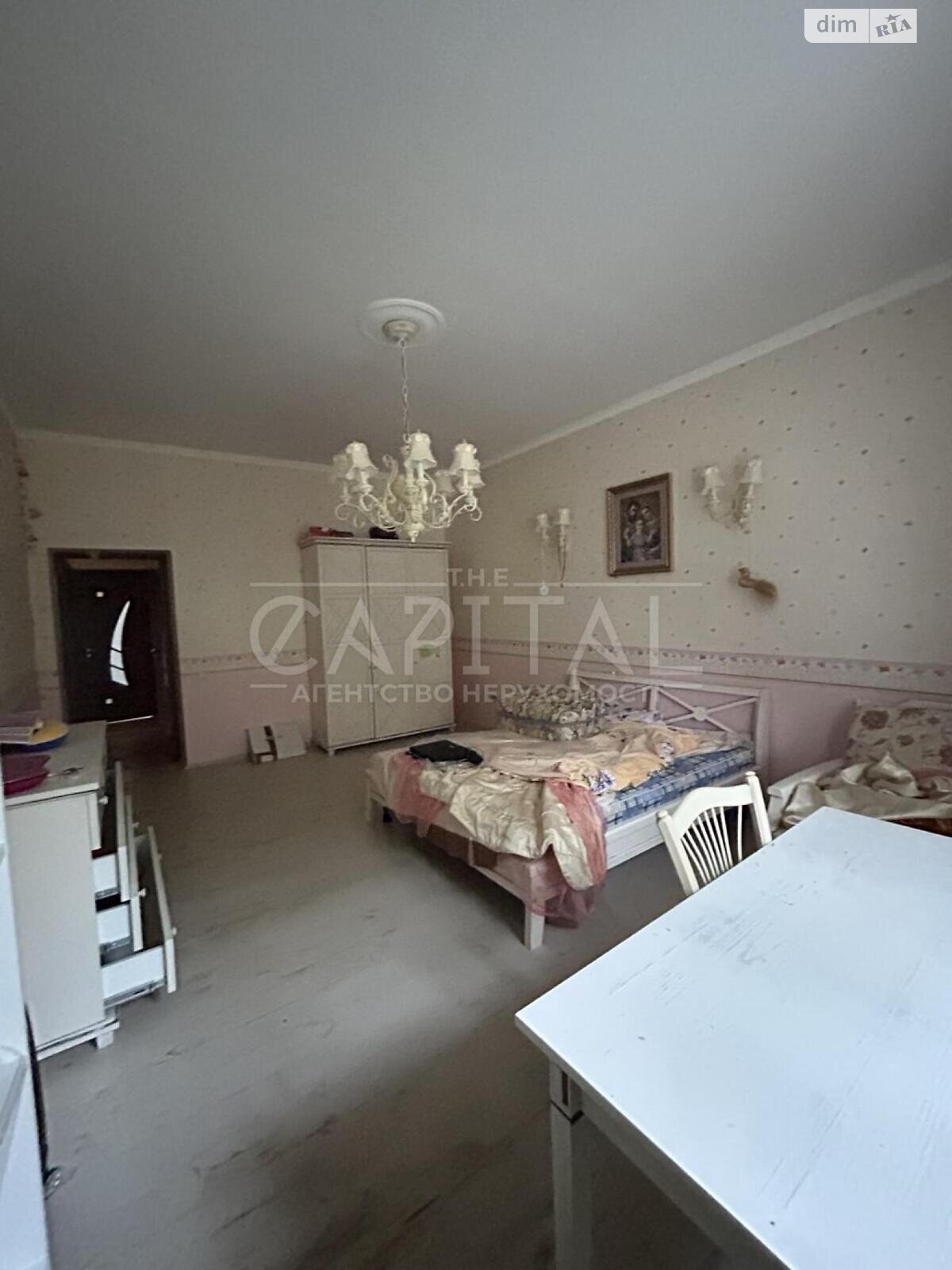 триповерховий будинок з верандою, 611.8 кв. м, цегла. Продаж у Дмитрівці фото 1 триповерховий будинок з верандою, 611.8 кв. м, цегла. Продаж у Дмитрівці фото 1