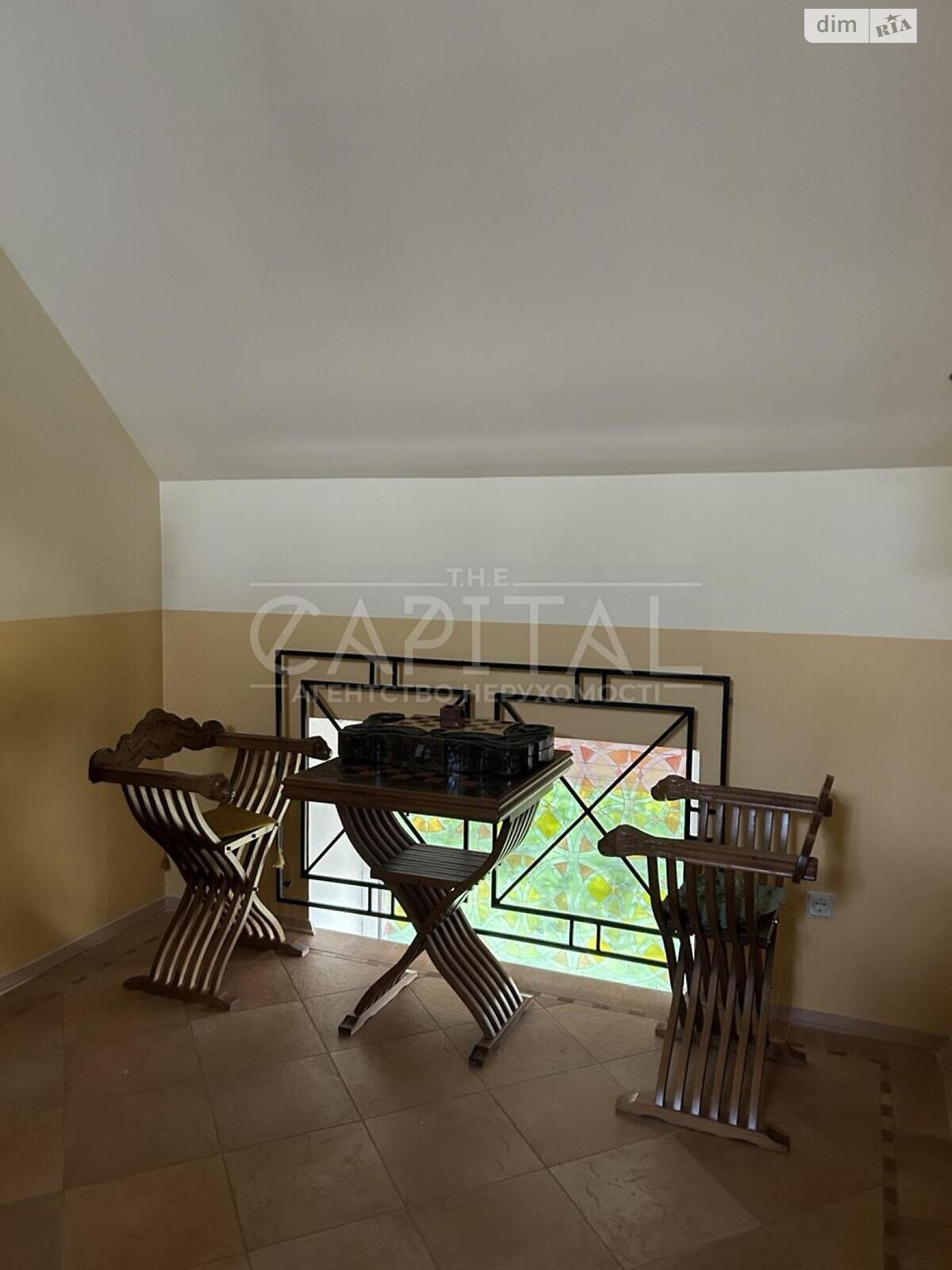 триповерховий будинок з верандою, 611.8 кв. м, цегла. Продаж у Дмитрівці фото 1 триповерховий будинок з верандою, 611.8 кв. м, цегла. Продаж у Дмитрівці фото 1