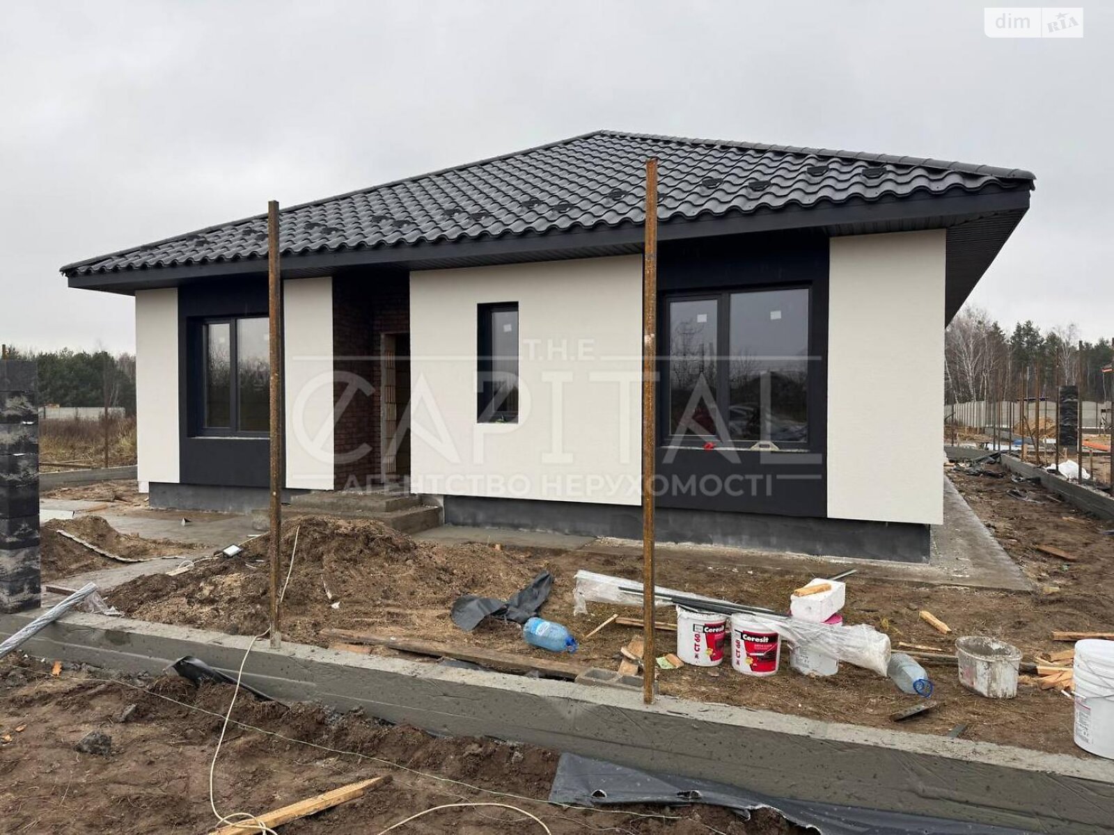 одноэтажный дом, 101 кв. м, кирпич. Продажа в Дмитровке фото 1