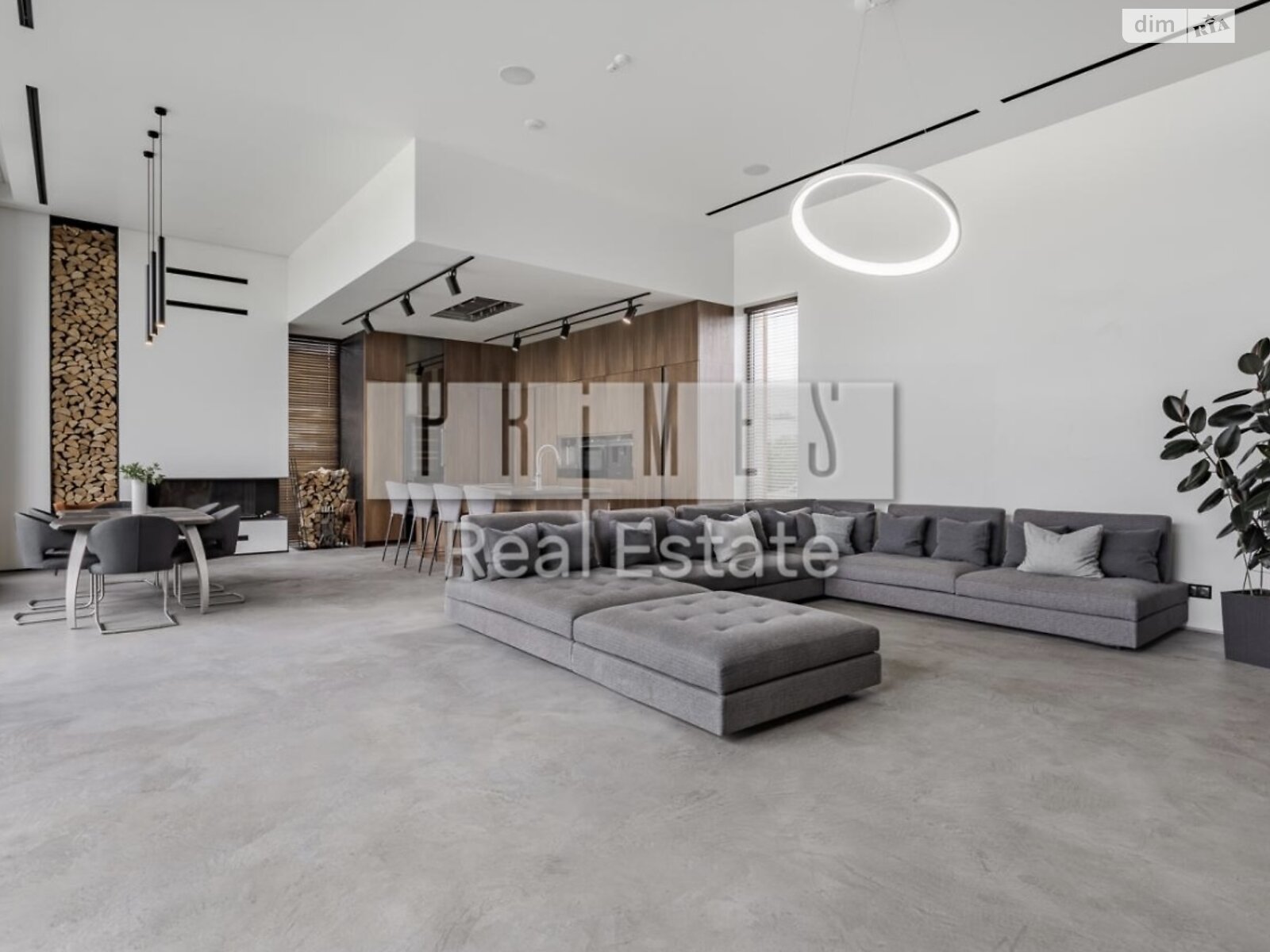 одноэтажный дом с гаражом, 280 кв. м, кирпич. Продажа в Дмитровке фото 1