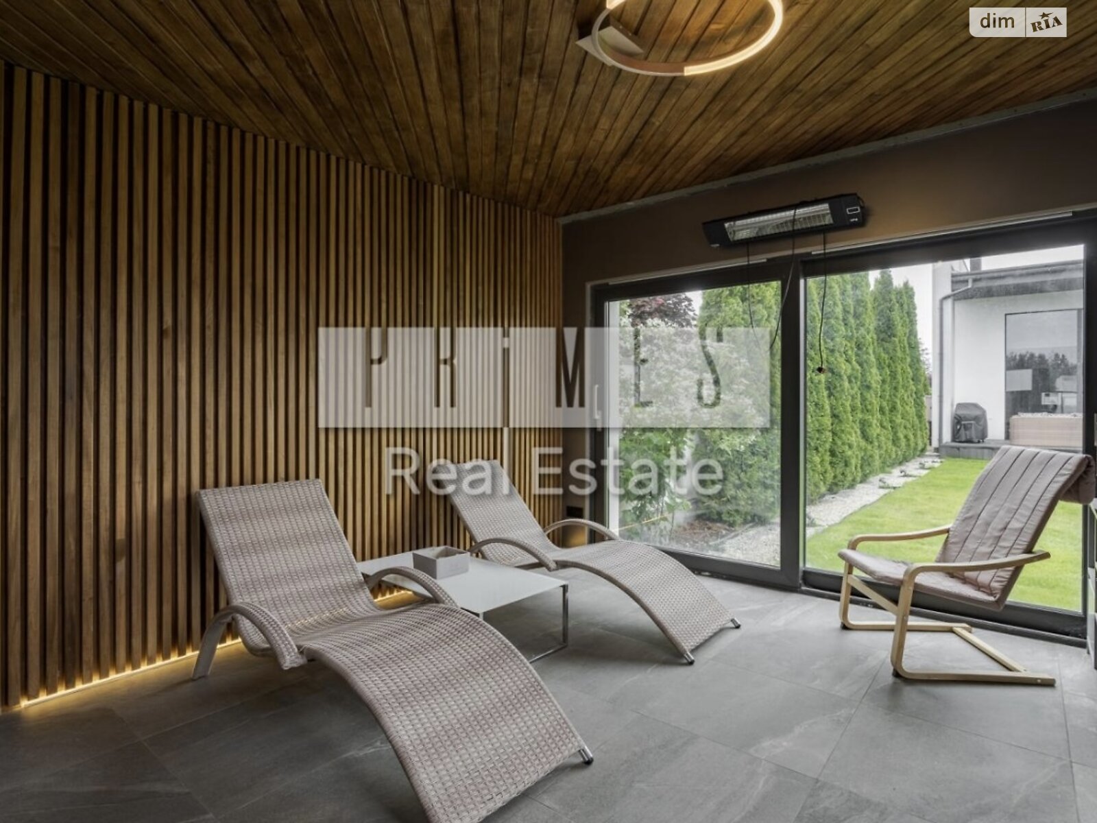 одноэтажный дом с гаражом, 280 кв. м, кирпич. Продажа в Дмитровке фото 1