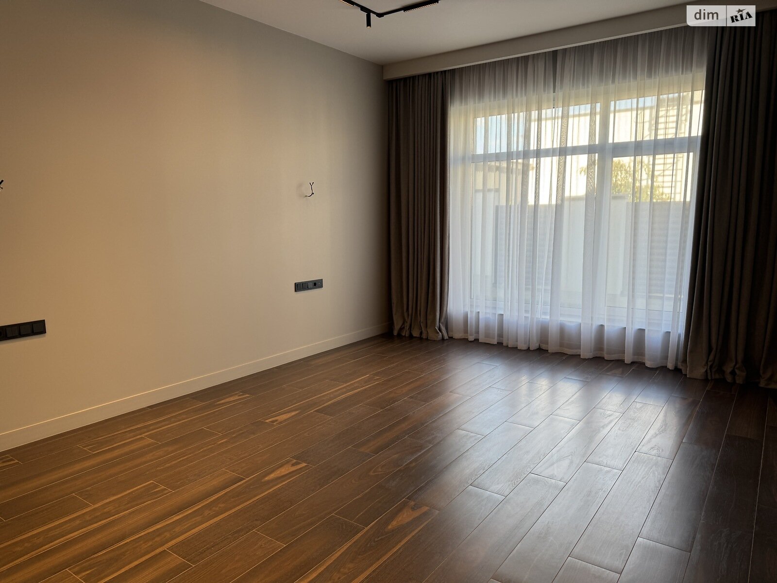 одноповерховий будинок з ремонтом, 175 кв. м, газобетон. Продаж у Дмитрівці фото 1
